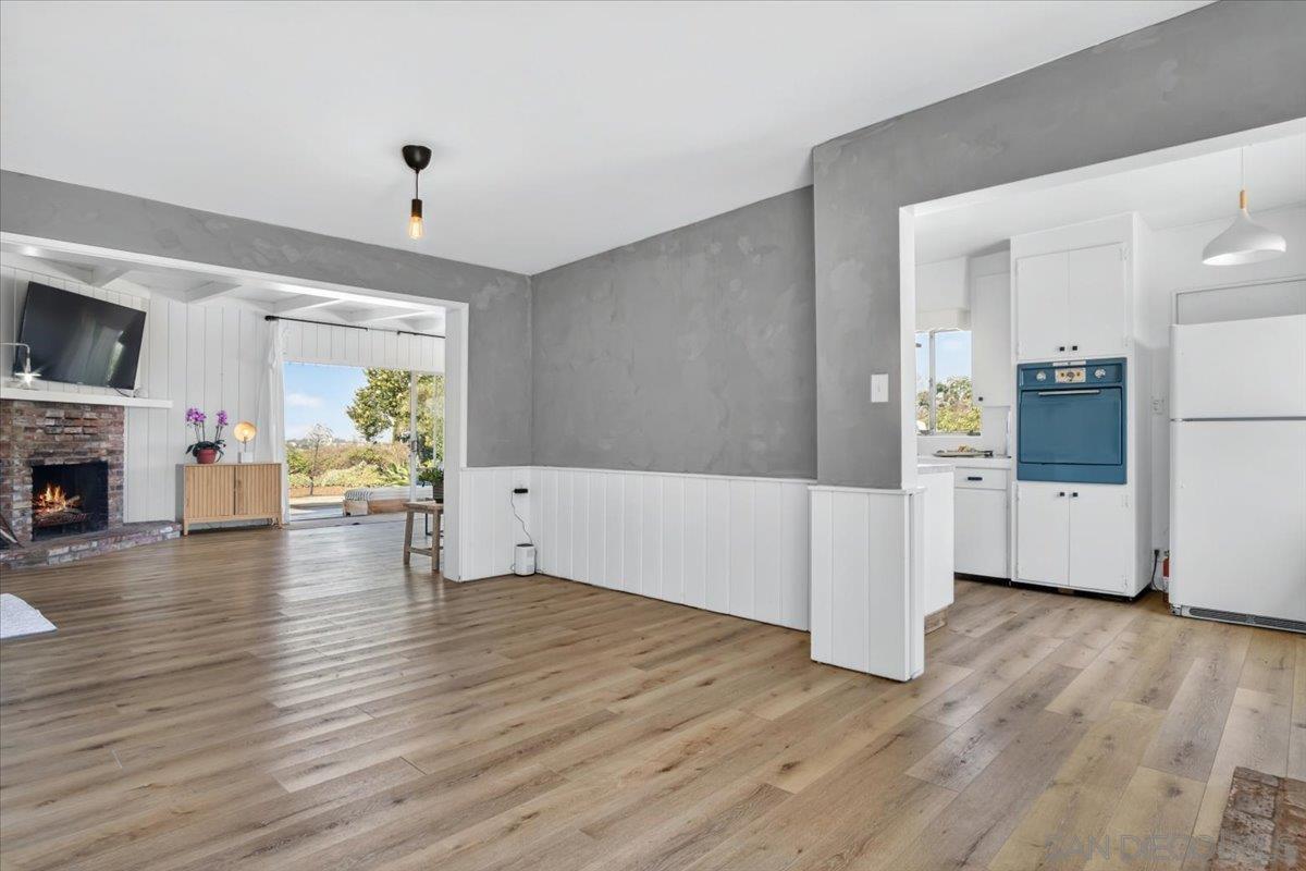 Detail Gallery Image 3 of 55 For 630  Cortez Ave, Vista,  CA 92084 - 3 Beds | 2/1 Baths