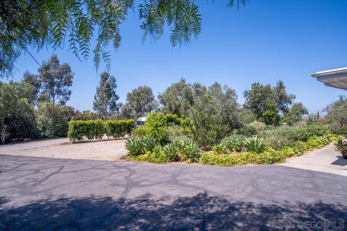 Detail Gallery Image 41 of 55 For 630  Cortez Ave, Vista,  CA 92084 - 3 Beds | 2/1 Baths