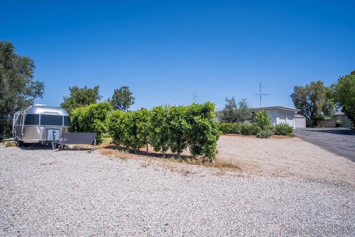 Detail Gallery Image 42 of 55 For 630  Cortez Ave, Vista,  CA 92084 - 3 Beds | 2/1 Baths