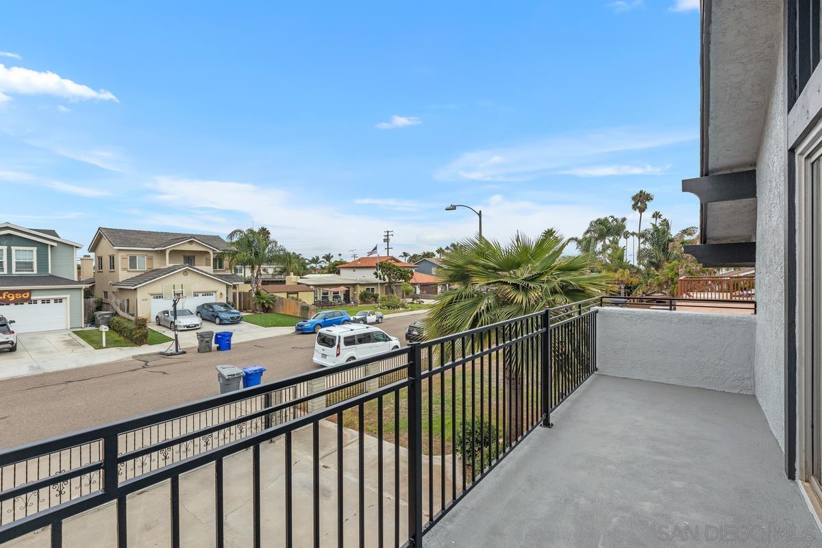 Detail Gallery Image 22 of 29 For 1230  East, Imperial Beach,  CA 91932 - 4 Beds | 3 Baths