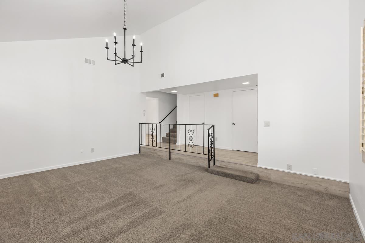 Detail Gallery Image 7 of 29 For 1230  East, Imperial Beach,  CA 91932 - 4 Beds | 3 Baths