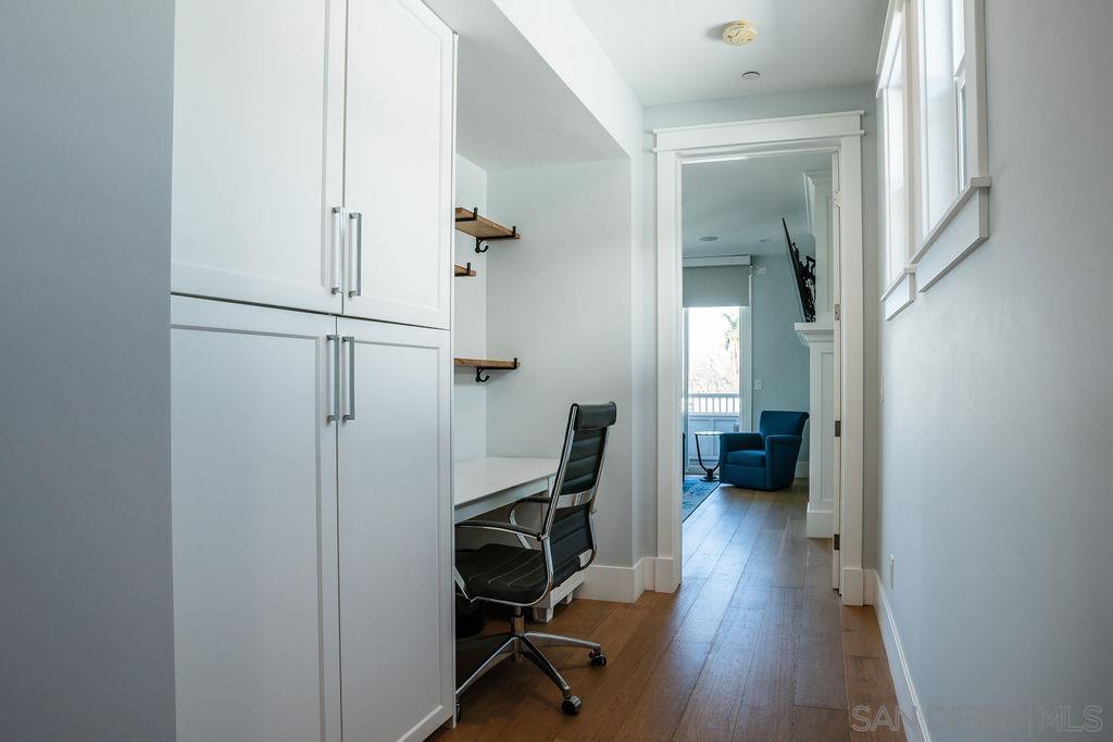 Detail Gallery Image 22 of 45 For 375  C Avenue, Coronado,  CA 92118 - 3 Beds | 2/1 Baths