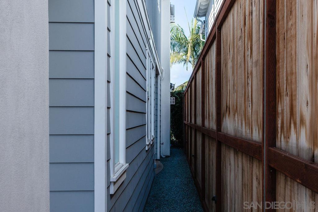 Detail Gallery Image 43 of 45 For 375  C Avenue, Coronado,  CA 92118 - 3 Beds | 2/1 Baths