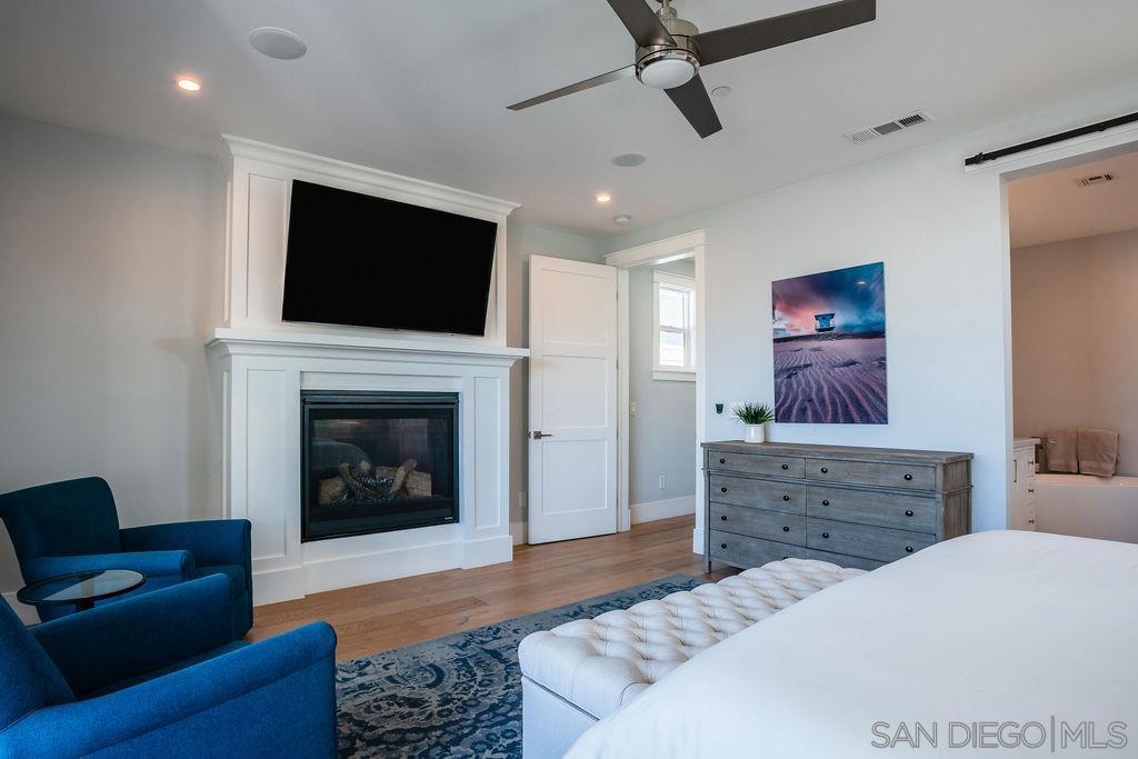 Detail Gallery Image 10 of 45 For 375  C Avenue, Coronado,  CA 92118 - 3 Beds | 2/1 Baths