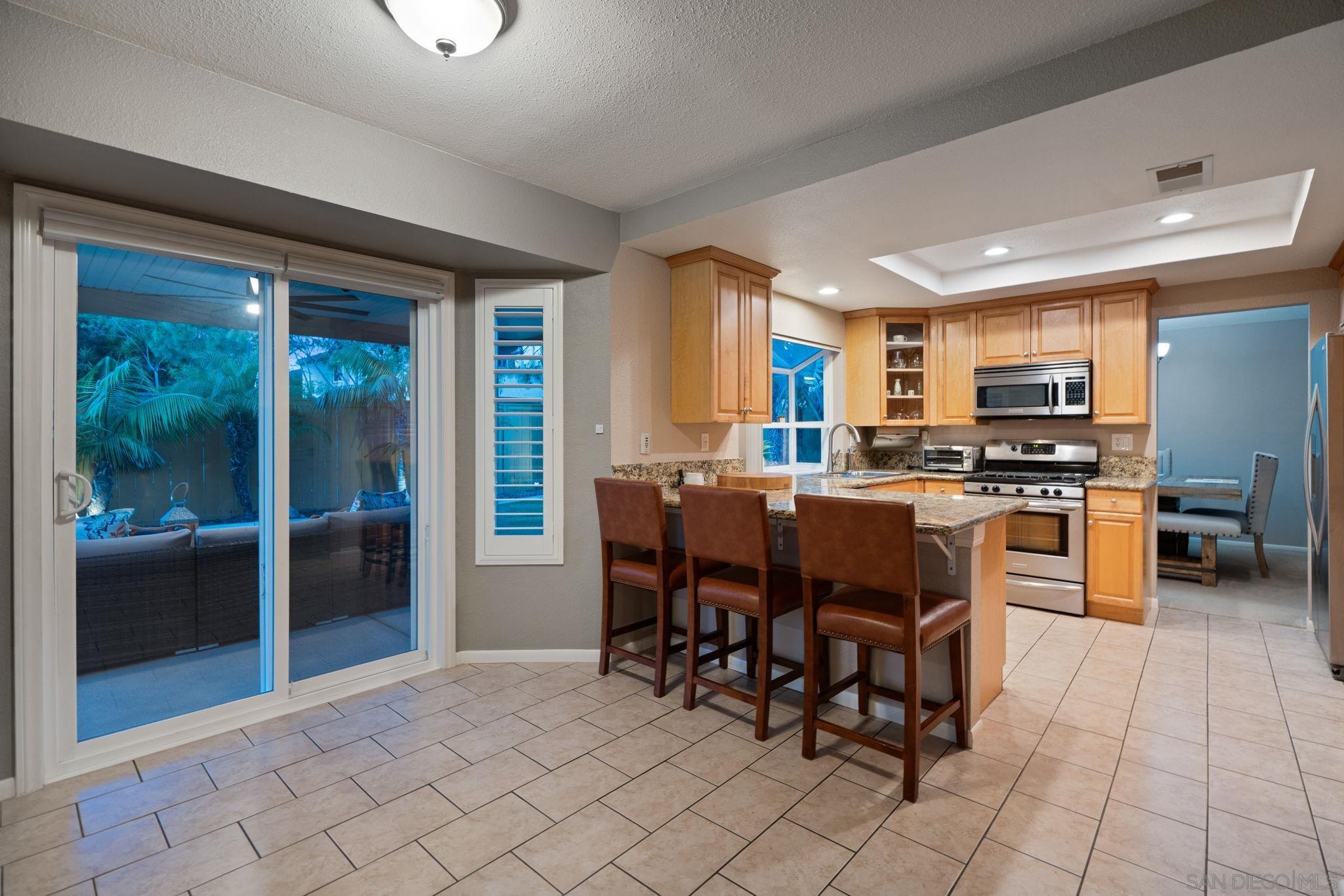 Detail Gallery Image 25 of 71 For 1091  La Tortuga, Vista,  CA 92081 - 4 Beds | 3 Baths