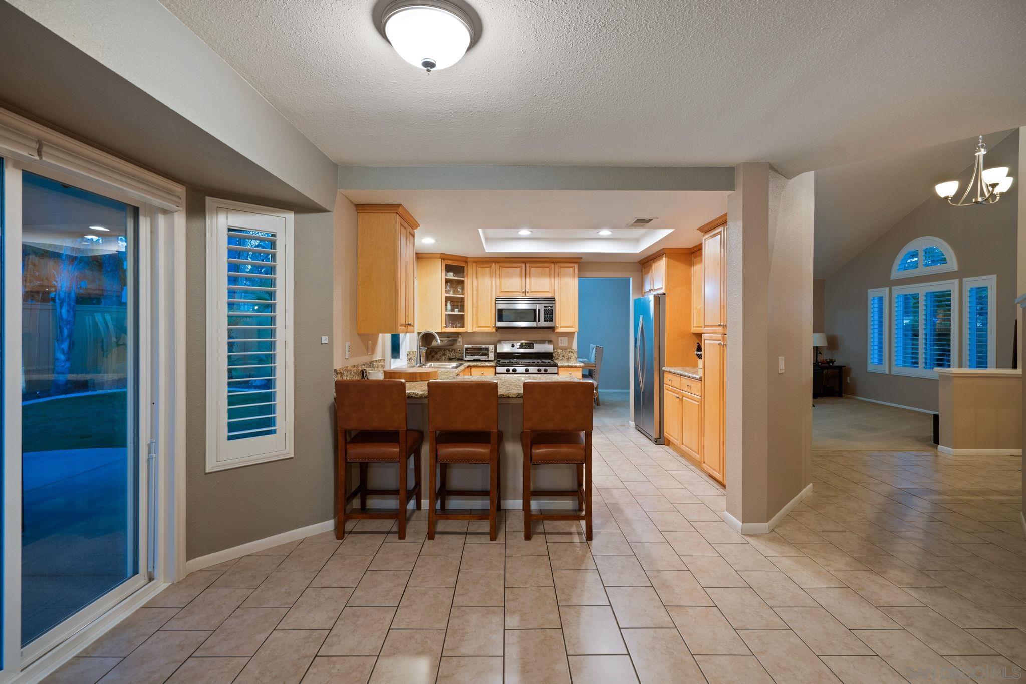 Detail Gallery Image 29 of 71 For 1091  La Tortuga, Vista,  CA 92081 - 4 Beds | 3 Baths