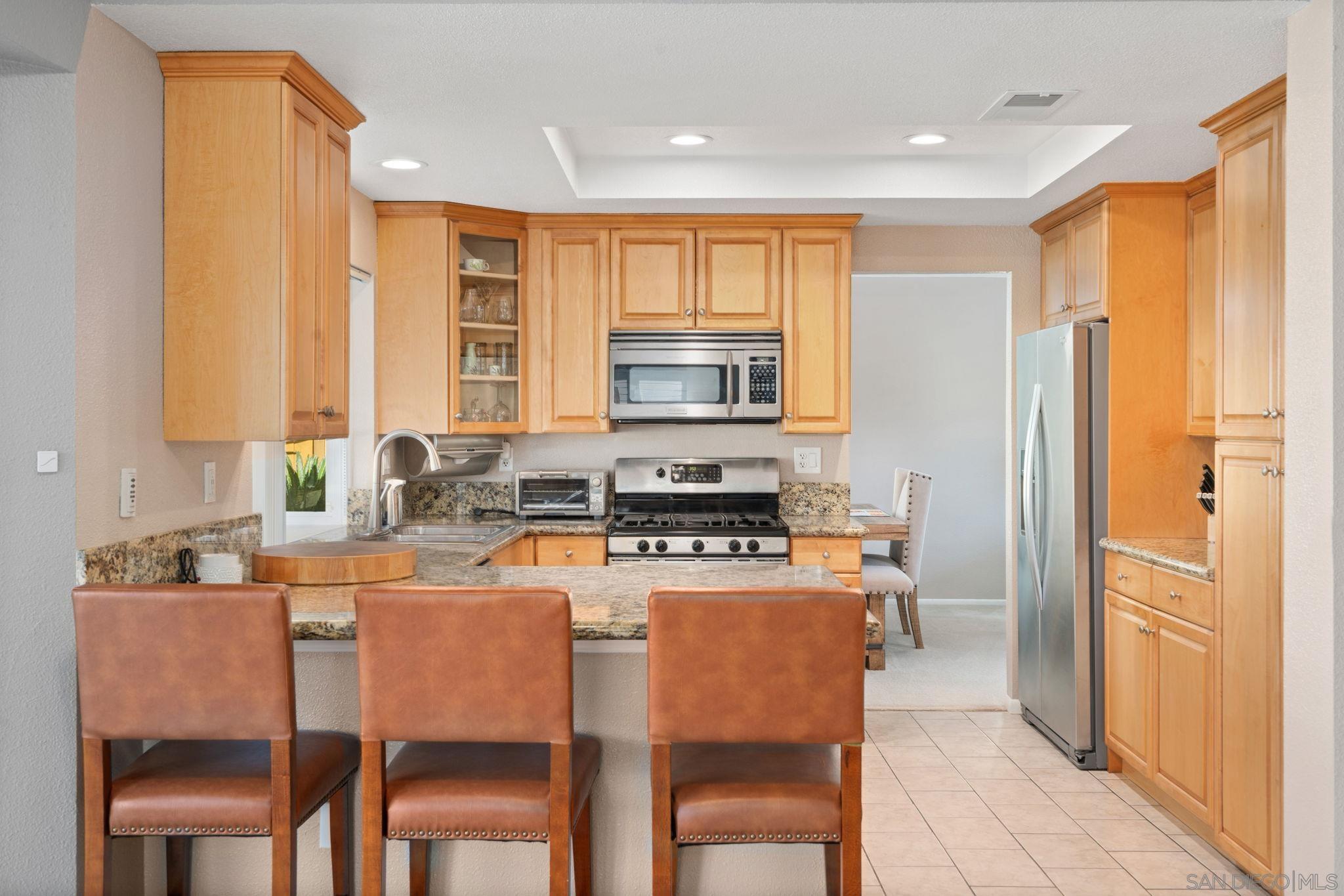 Detail Gallery Image 31 of 71 For 1091  La Tortuga, Vista,  CA 92081 - 4 Beds | 3 Baths