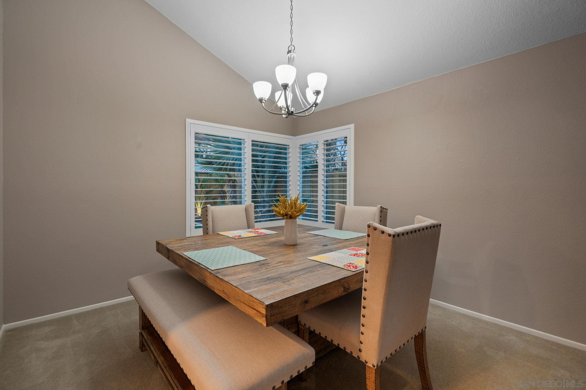 Detail Gallery Image 37 of 71 For 1091  La Tortuga, Vista,  CA 92081 - 4 Beds | 3 Baths