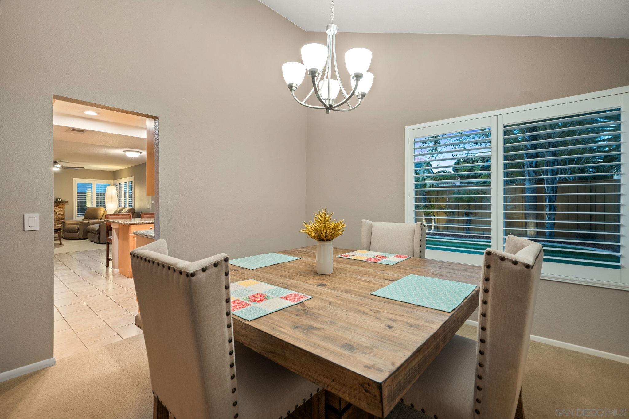 Detail Gallery Image 38 of 71 For 1091  La Tortuga, Vista,  CA 92081 - 4 Beds | 3 Baths