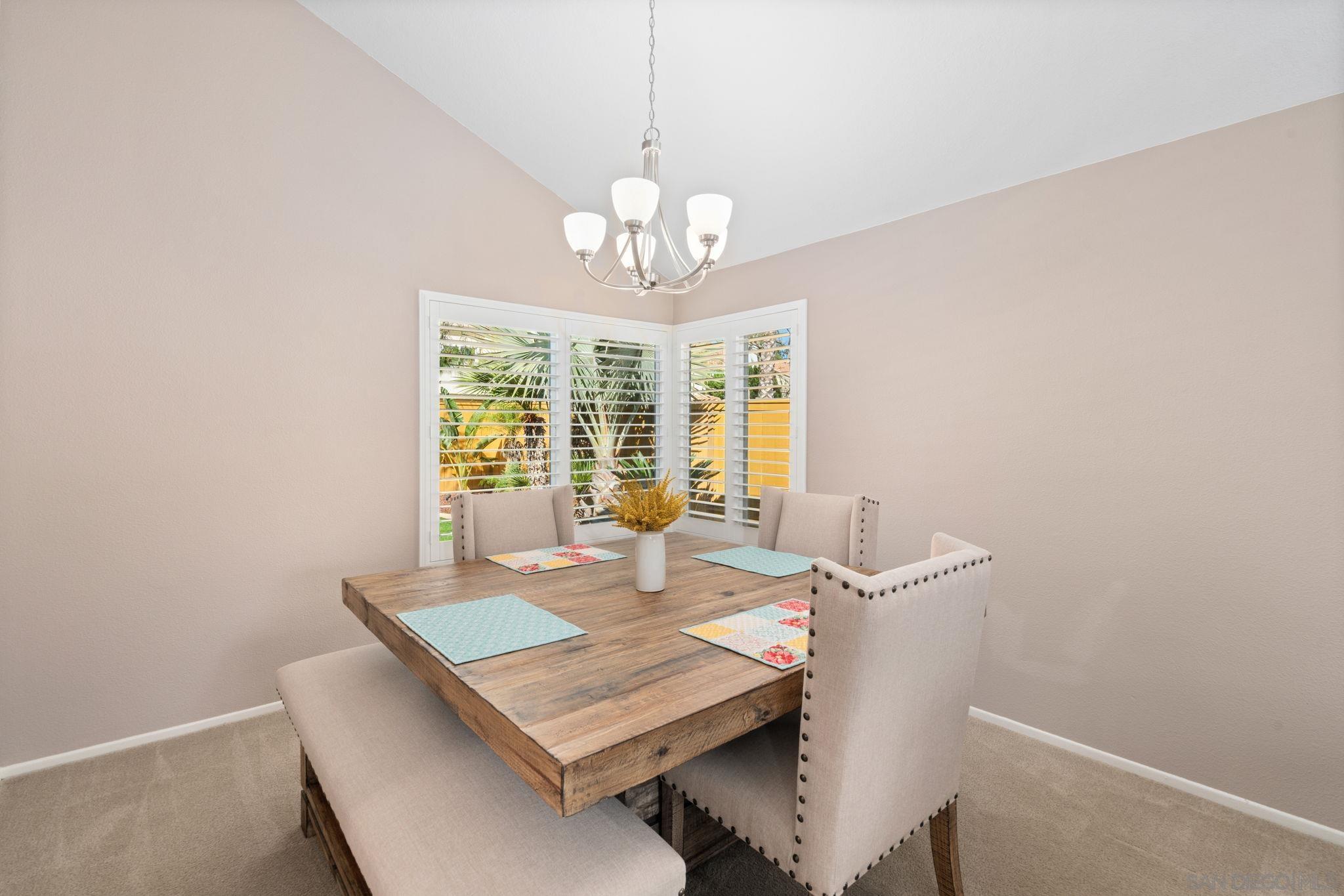 Detail Gallery Image 40 of 71 For 1091  La Tortuga, Vista,  CA 92081 - 4 Beds | 3 Baths