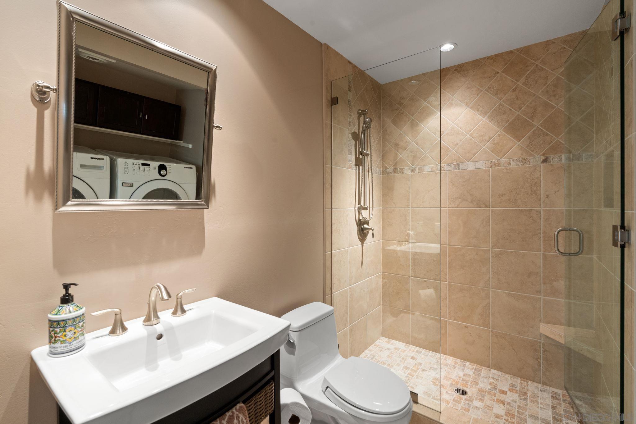 Detail Gallery Image 46 of 71 For 1091  La Tortuga, Vista,  CA 92081 - 4 Beds | 3 Baths