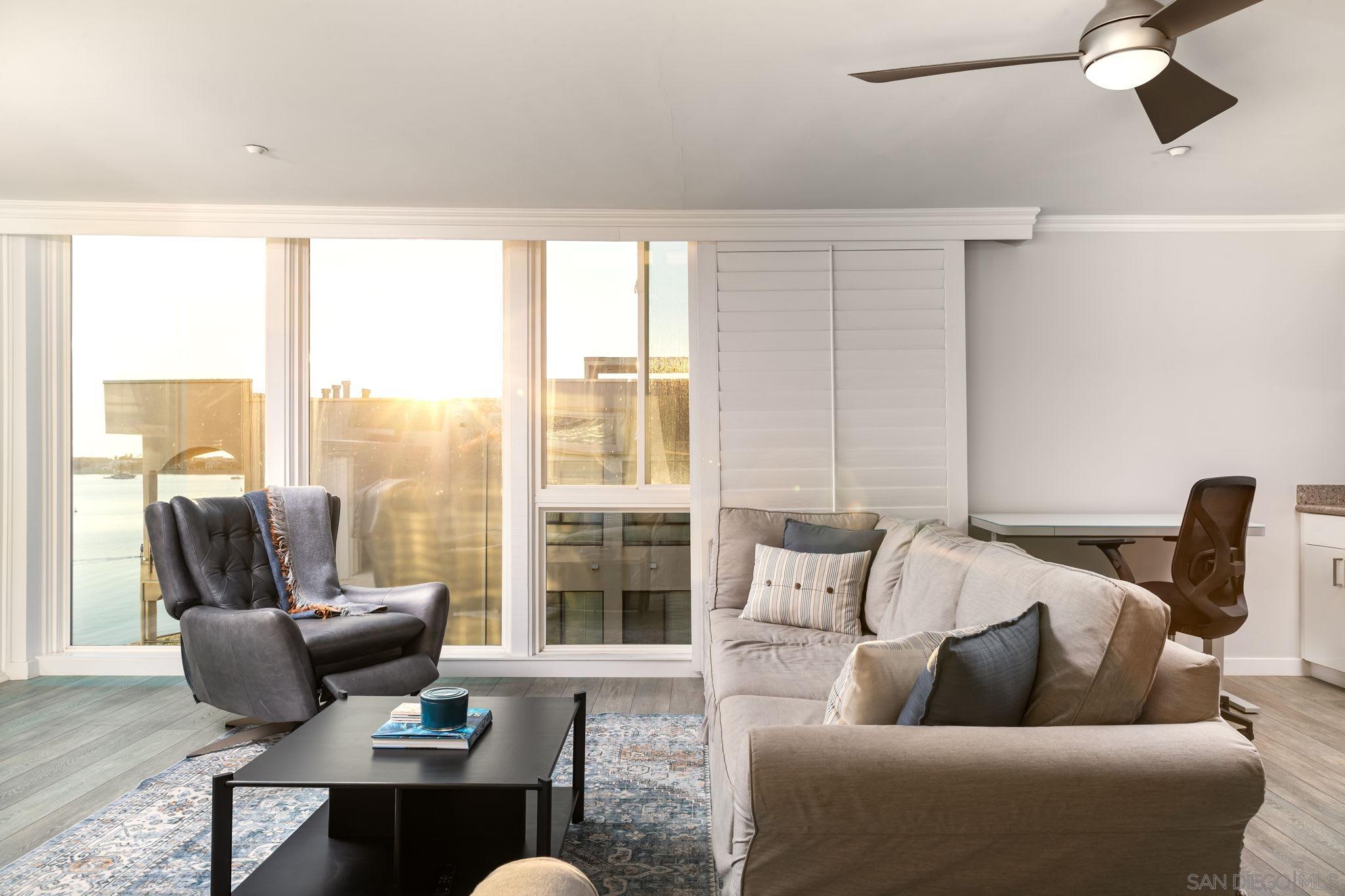 Detail Gallery Image 22 of 44 For 1221  Parker Pl  21, San Diego,  CA 92109 - 2 Beds | 3 Baths