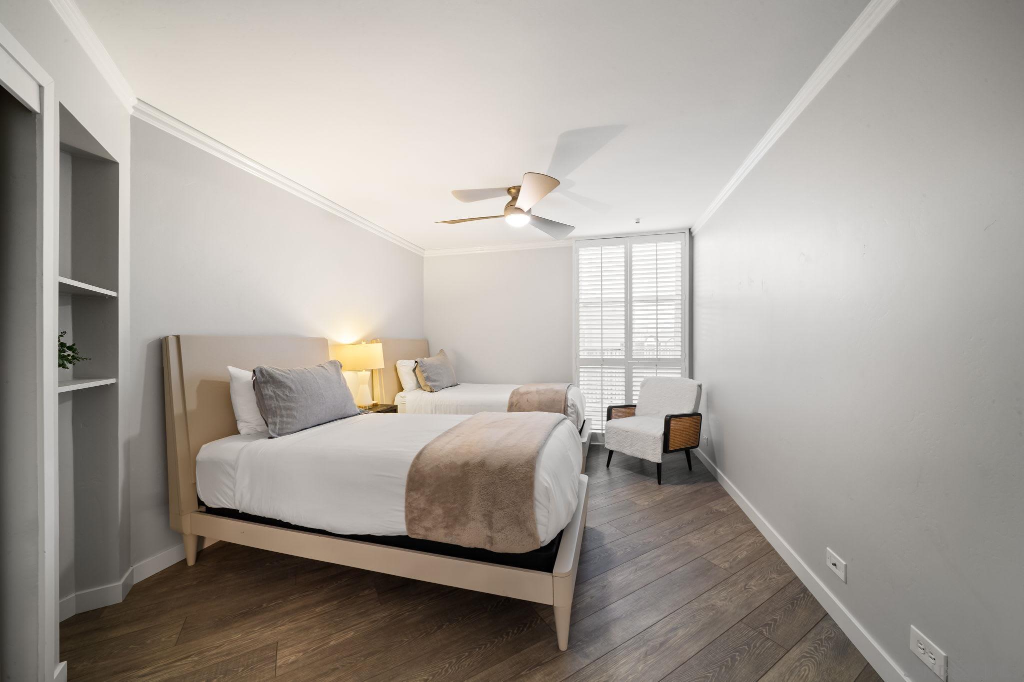 Detail Gallery Image 30 of 44 For 1221  Parker Pl  21, San Diego,  CA 92109 - 2 Beds | 3 Baths