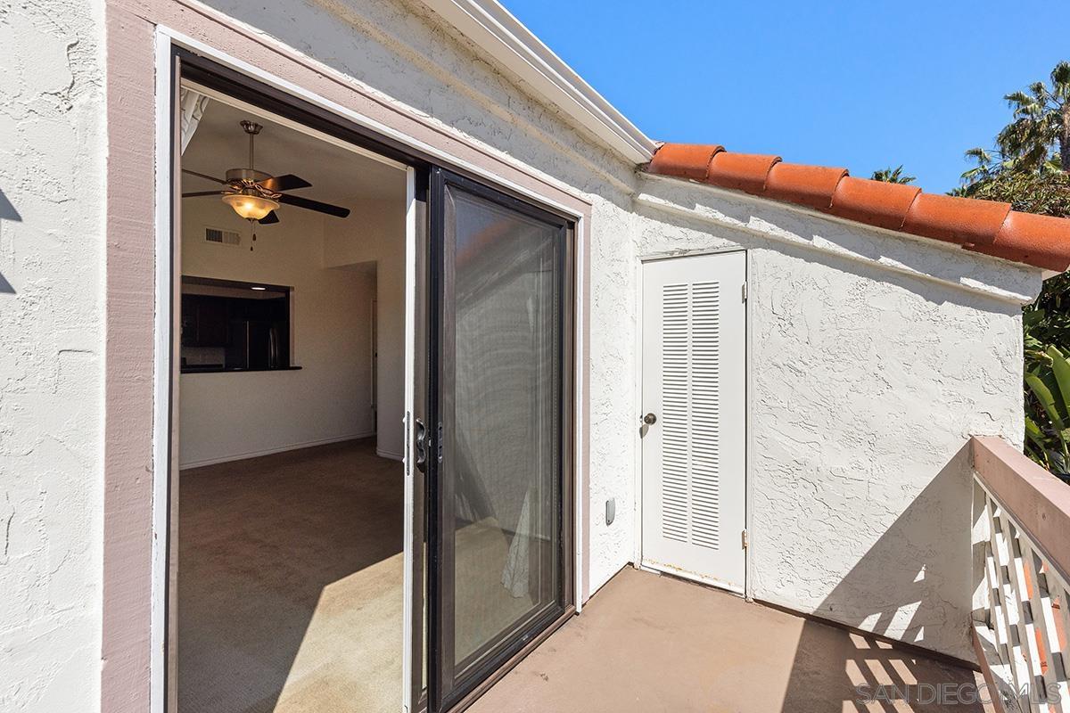 Detail Gallery Image 15 of 38 For 13262  Salmon River Rd  204, San Diego,  CA 92129 - 2 Beds | 2 Baths