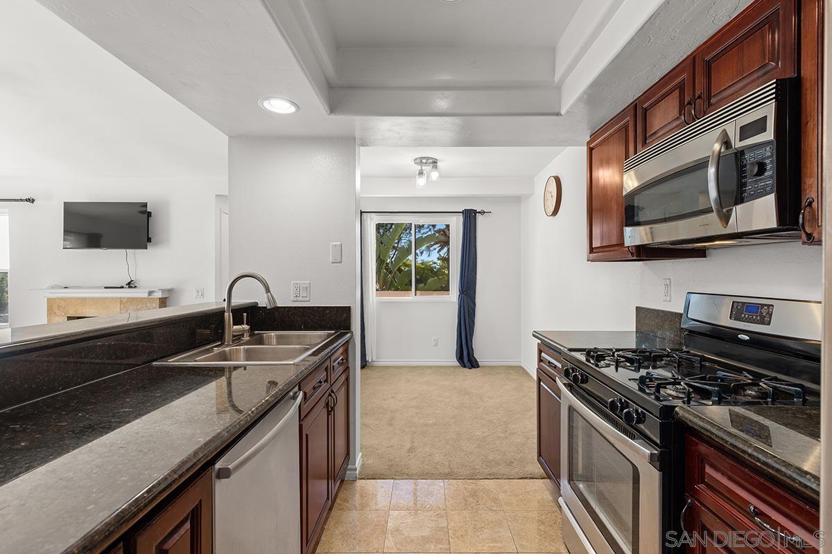 Detail Gallery Image 19 of 38 For 13262  Salmon River Rd  204, San Diego,  CA 92129 - 2 Beds | 2 Baths