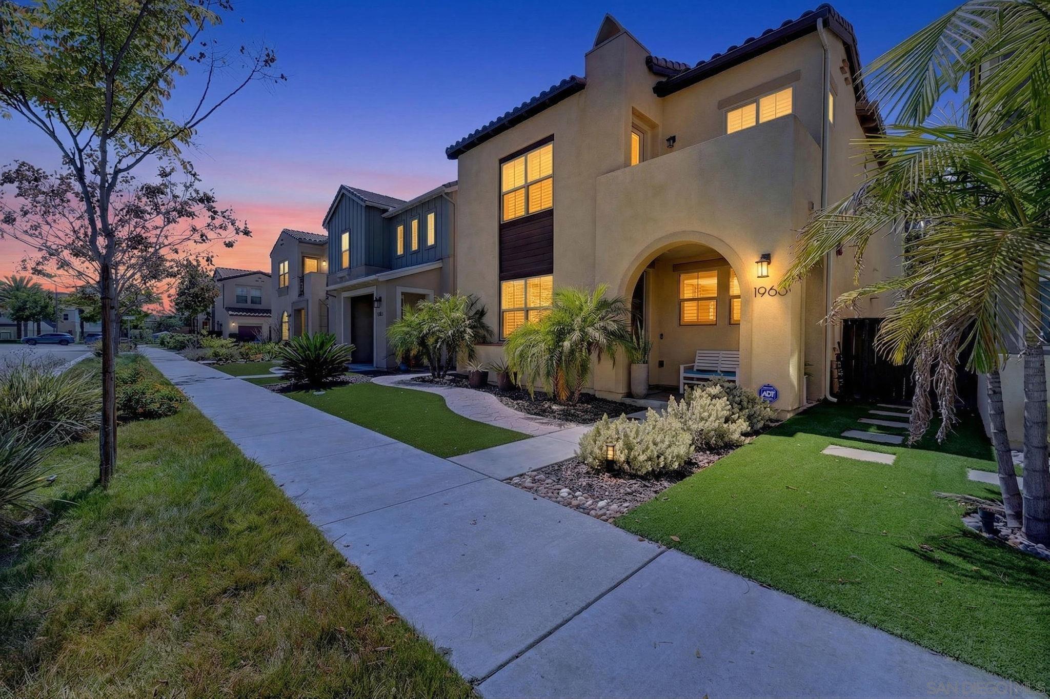 Front Image Thumbnail for SD260008856