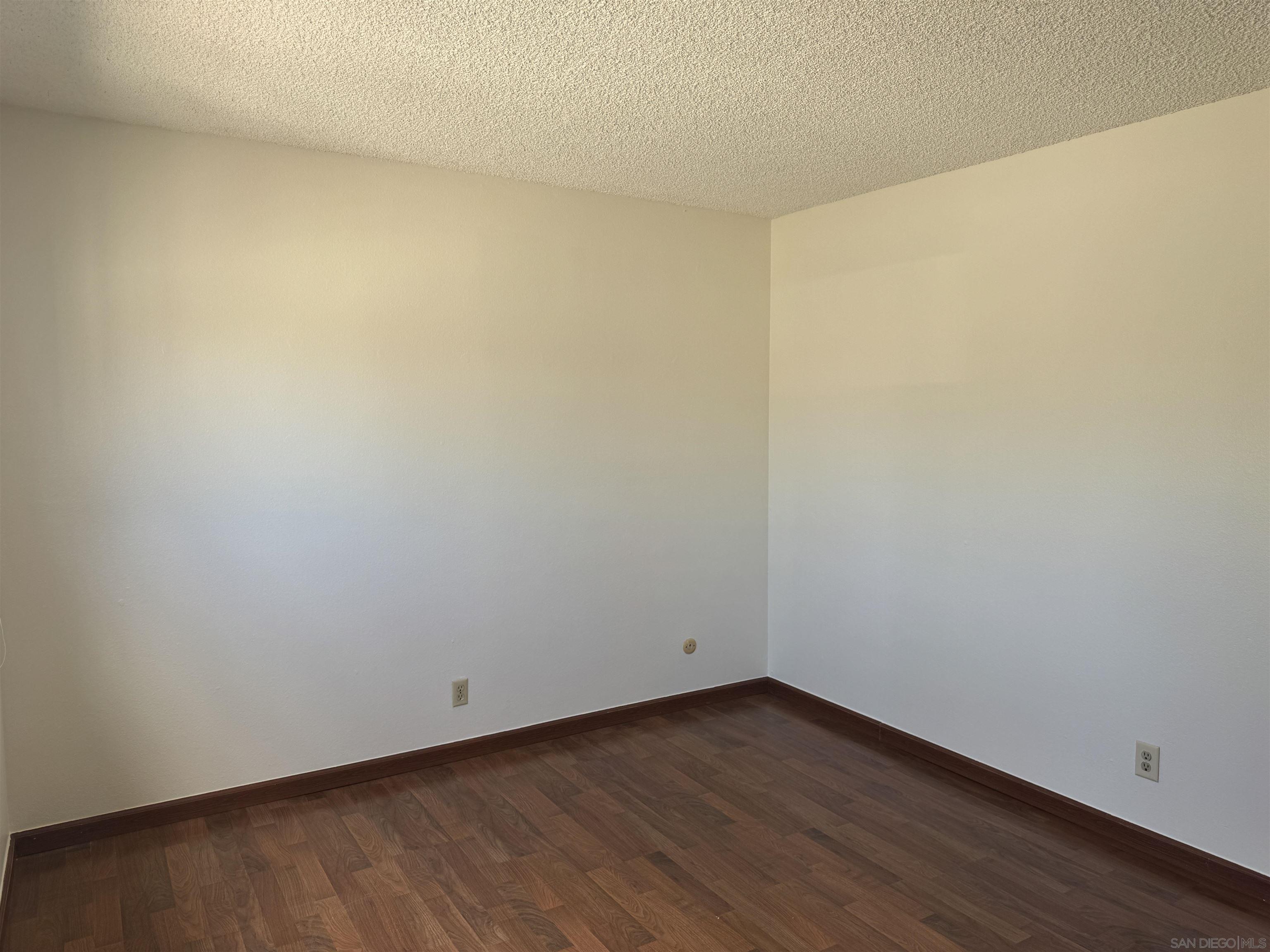 Detail Gallery Image 12 of 14 For 4617  Kensington Dr. #2, San Diego,  CA 92116 - 2 Beds | 2 Baths