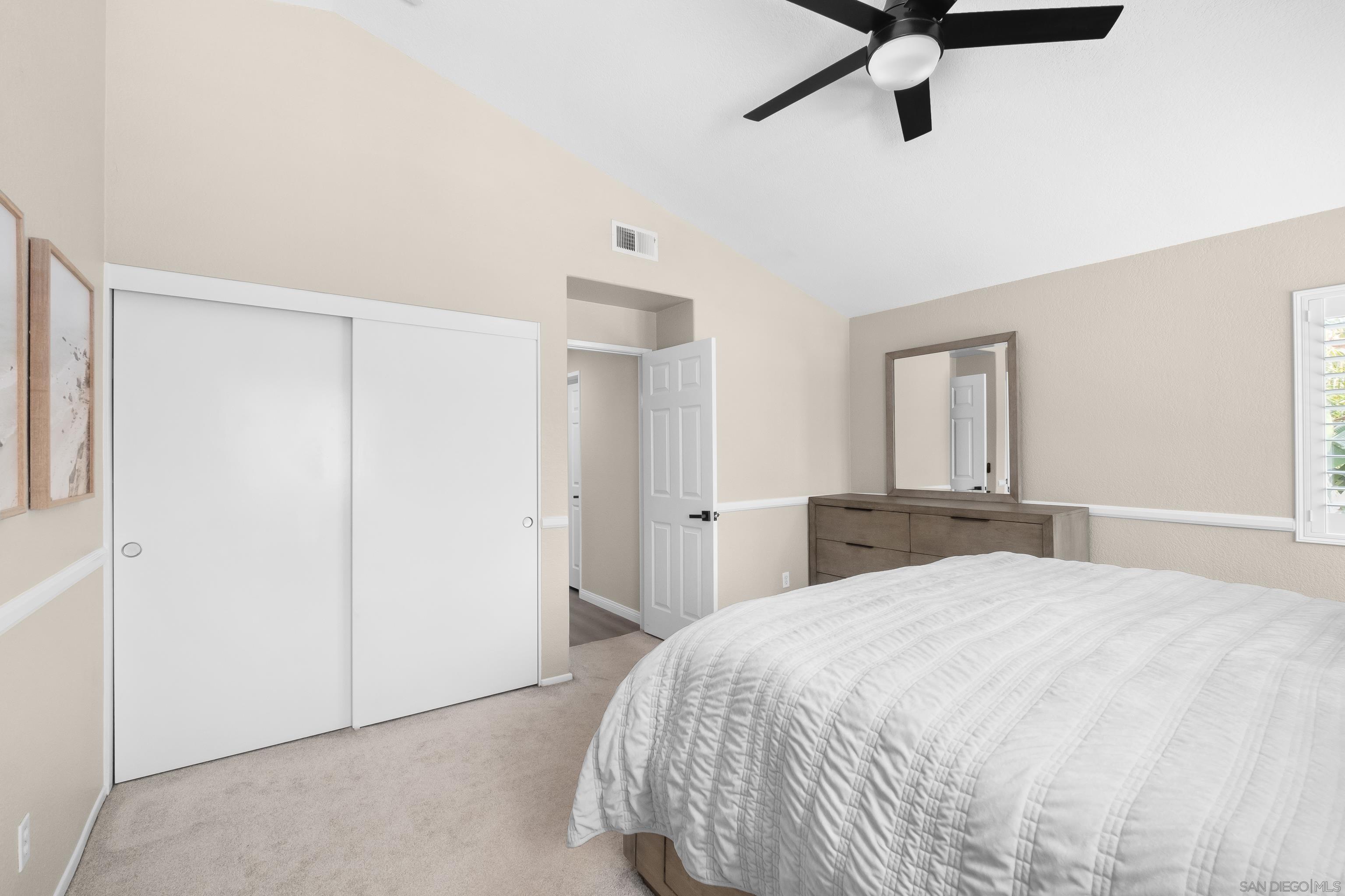 Detail Gallery Image 21 of 44 For 1865  Ithaca Dr, Vista,  CA 92081 - 3 Beds | 2/1 Baths