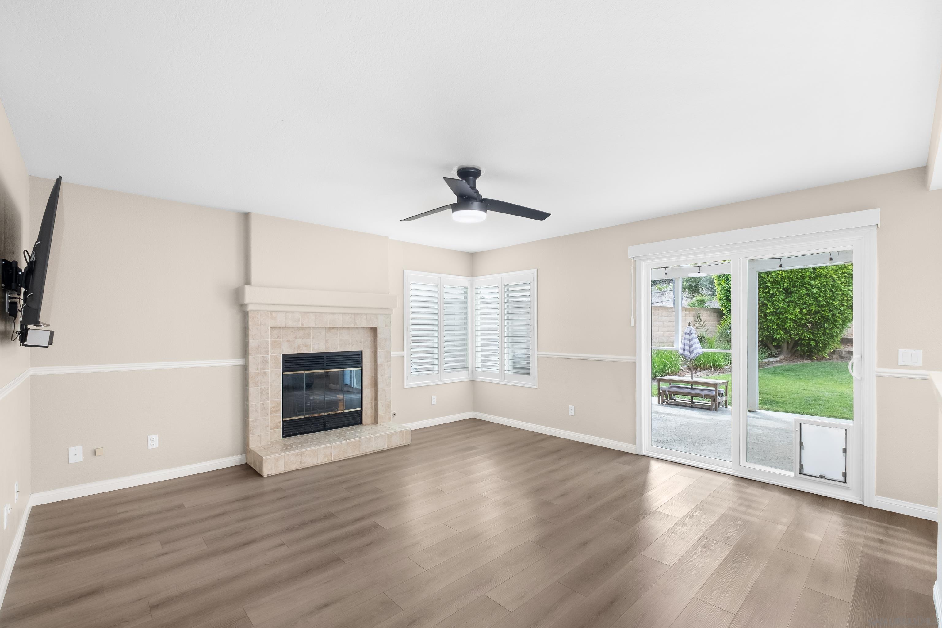 Detail Gallery Image 6 of 44 For 1865  Ithaca Dr, Vista,  CA 92081 - 3 Beds | 2/1 Baths