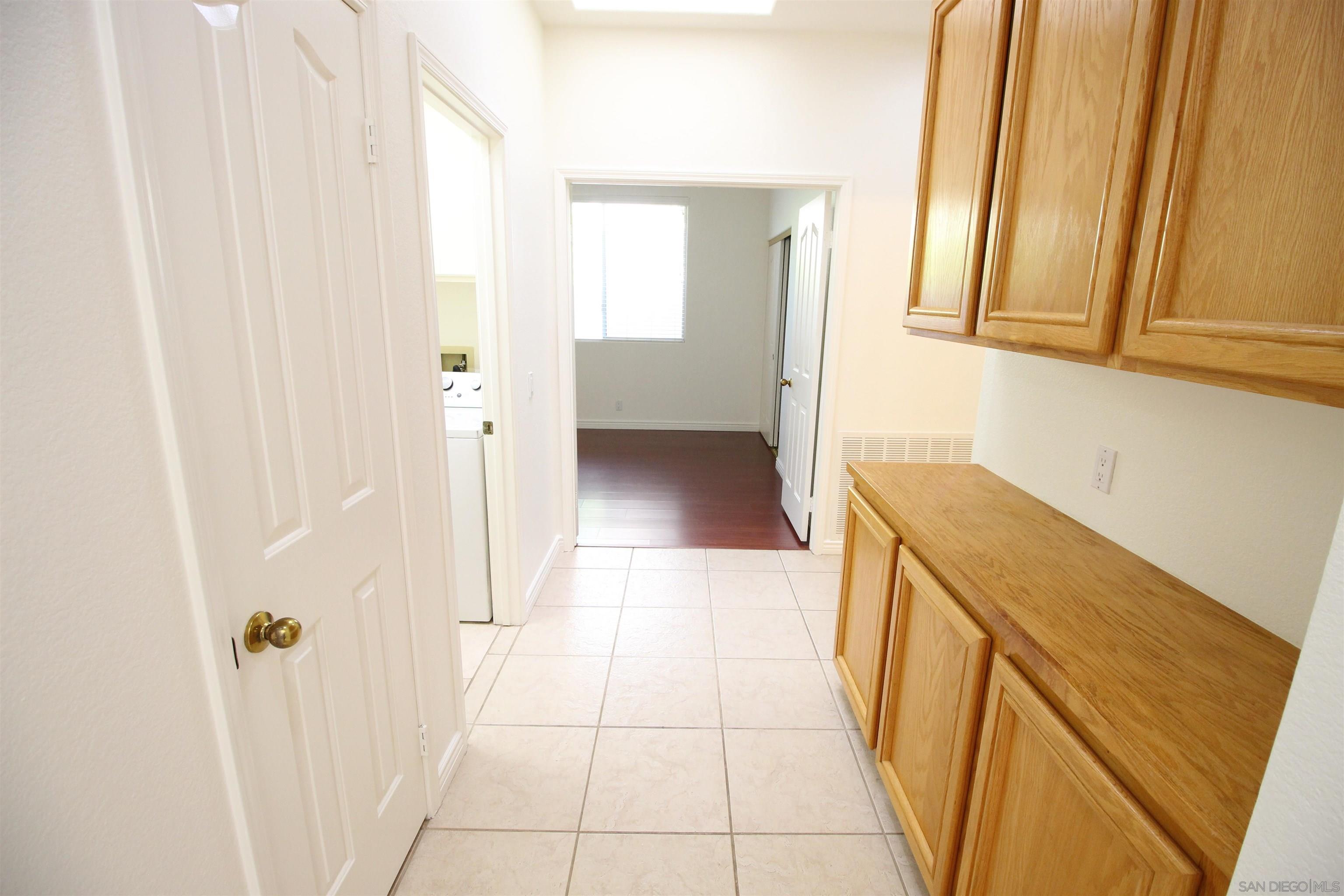 Detail Gallery Image 17 of 34 For 12523  Cypress Woods, San Diego,  CA 92131 - 3 Beds | 2 Baths