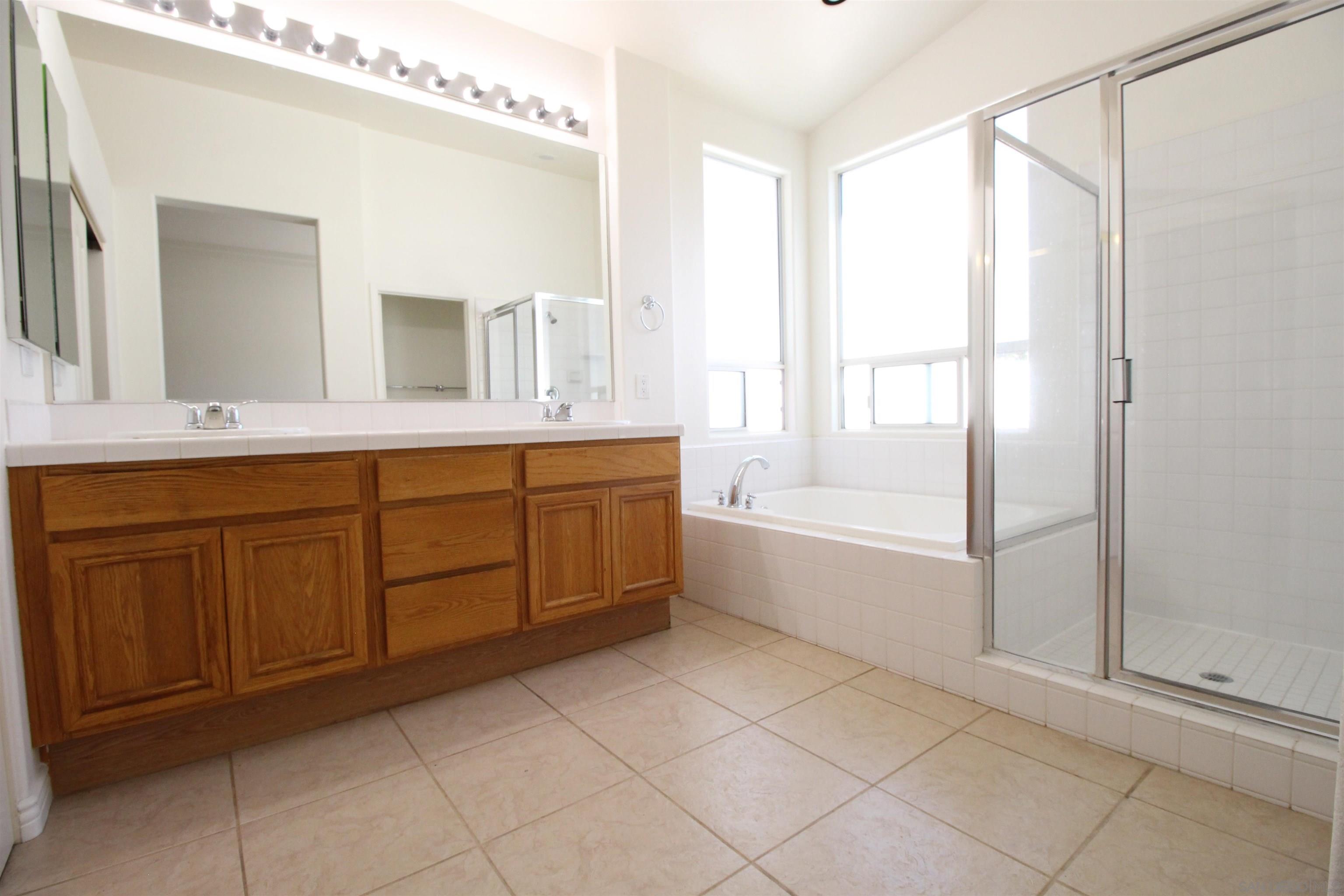 Detail Gallery Image 27 of 34 For 12523  Cypress Woods, San Diego,  CA 92131 - 3 Beds | 2 Baths