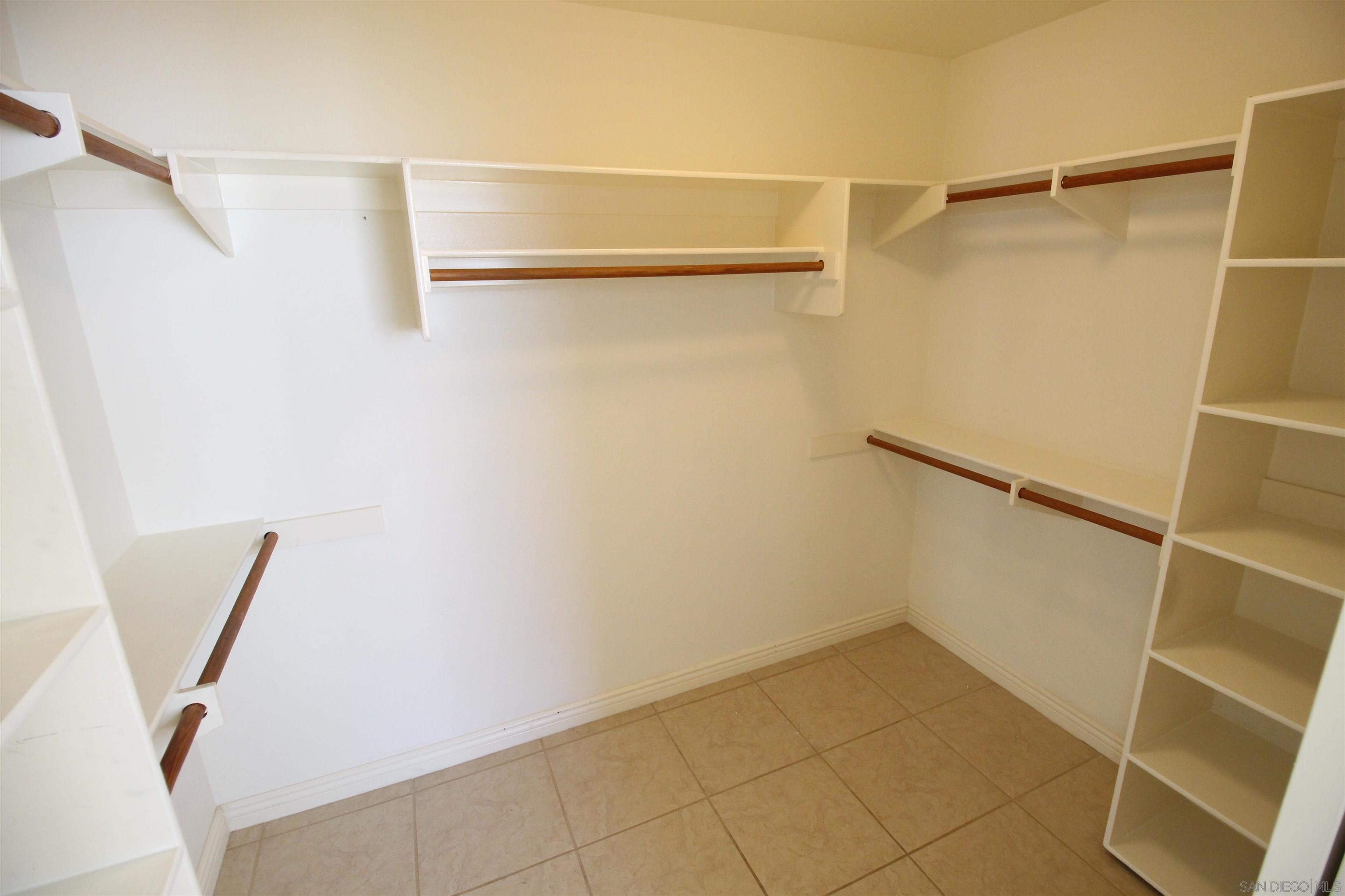 Detail Gallery Image 28 of 34 For 12523  Cypress Woods, San Diego,  CA 92131 - 3 Beds | 2 Baths