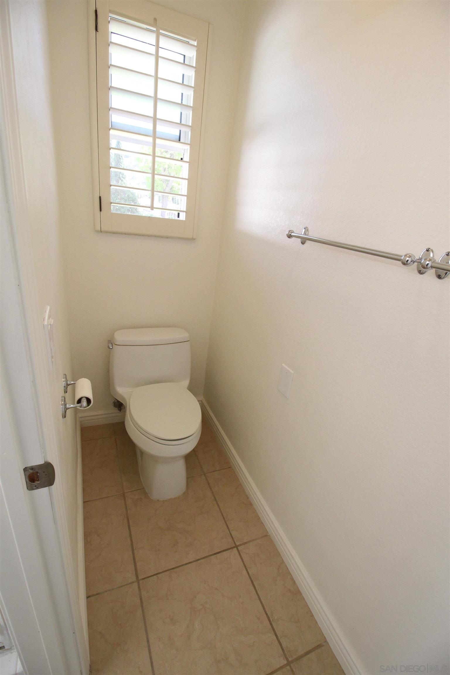 Detail Gallery Image 29 of 34 For 12523  Cypress Woods, San Diego,  CA 92131 - 3 Beds | 2 Baths