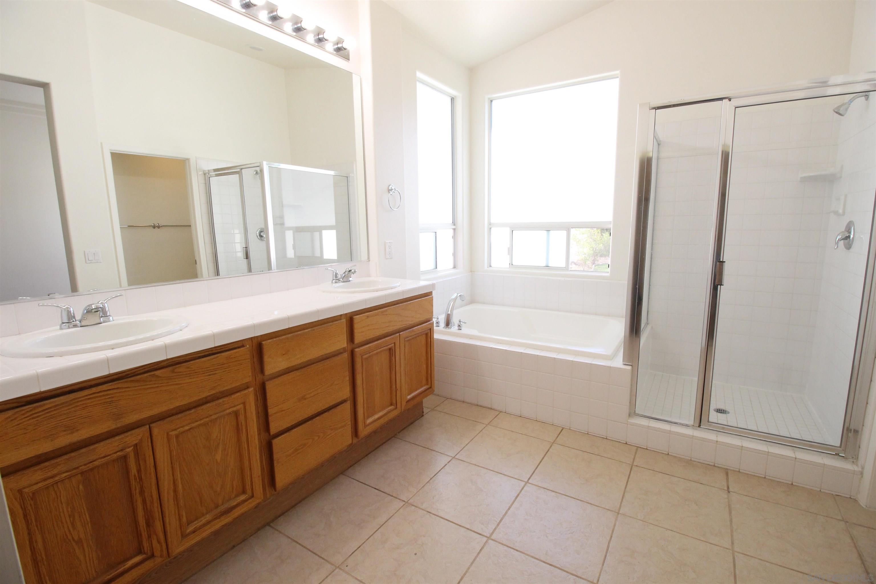 Detail Gallery Image 32 of 34 For 12523  Cypress Woods, San Diego,  CA 92131 - 3 Beds | 2 Baths