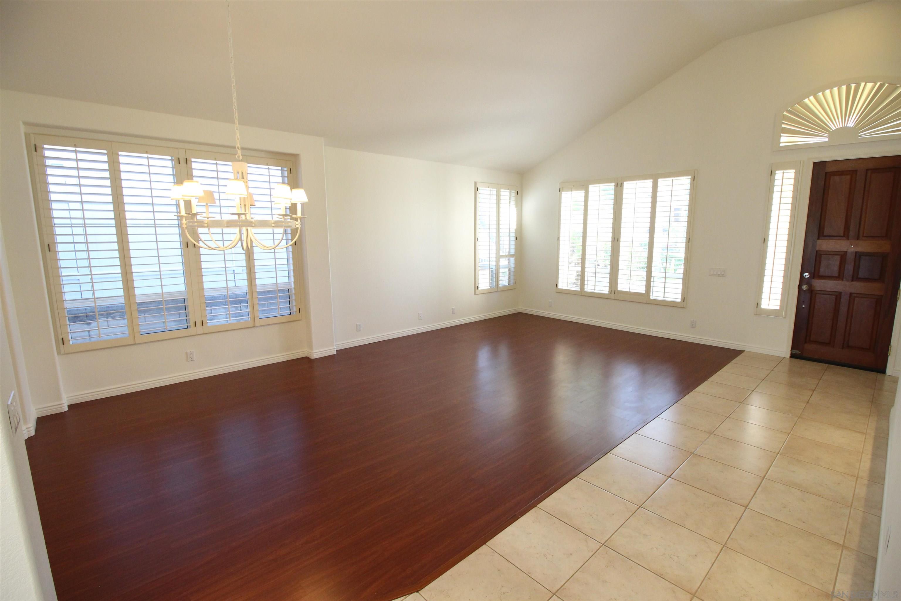 Detail Gallery Image 6 of 34 For 12523  Cypress Woods, San Diego,  CA 92131 - 3 Beds | 2 Baths