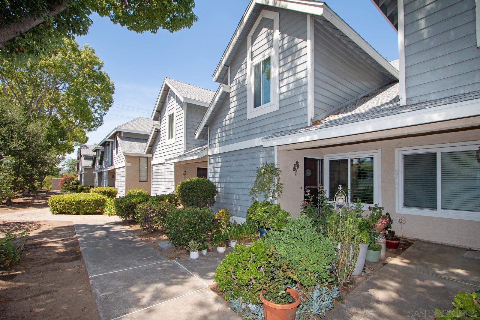 Front Image Thumbnail for SD260008976