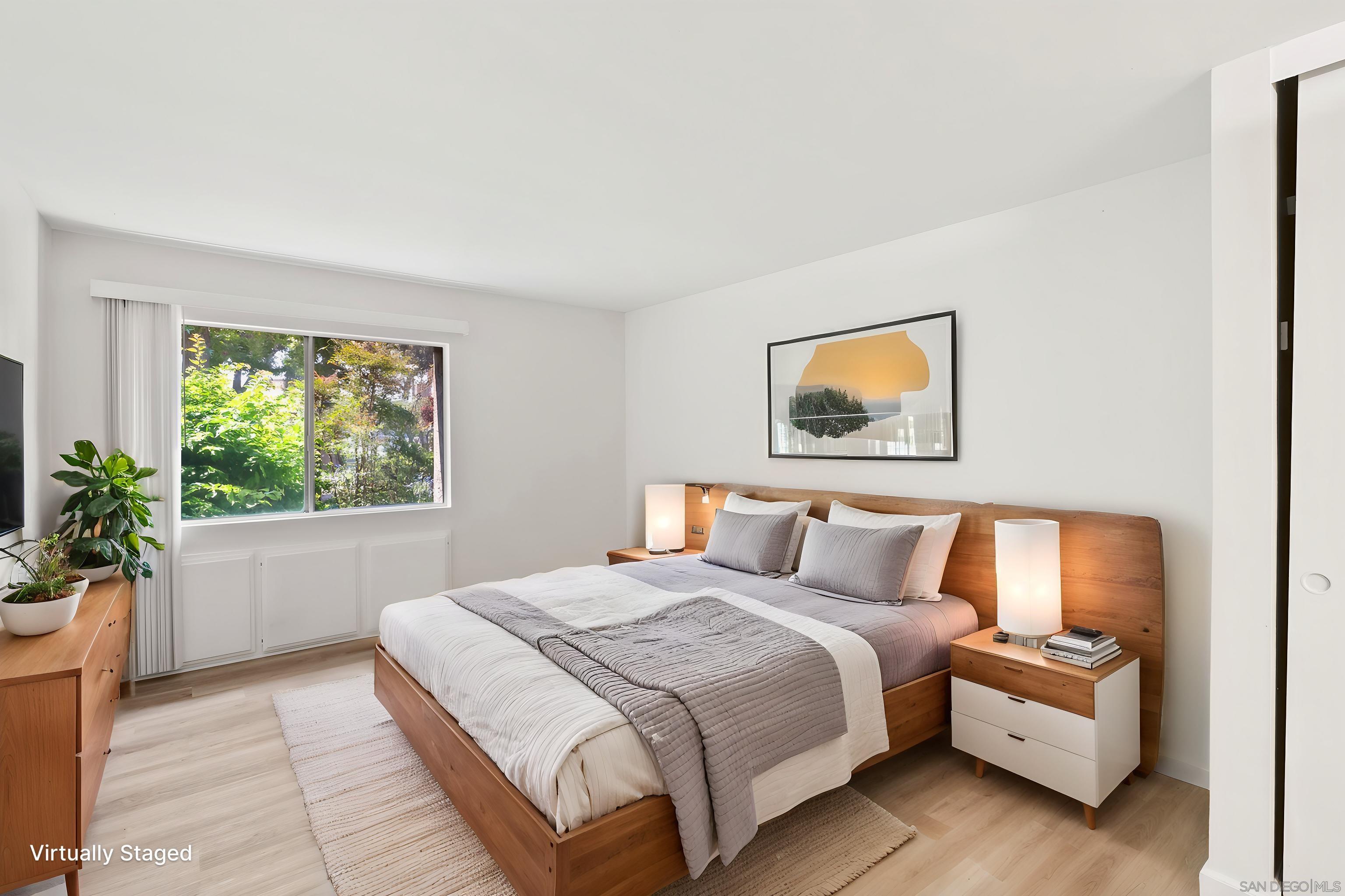 Front Image Thumbnail for SD260008980