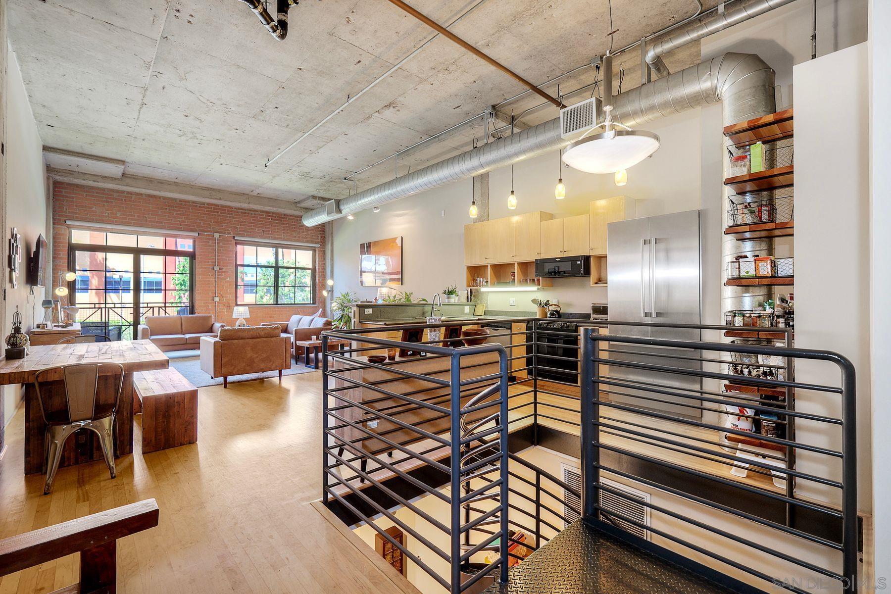 Front Image Thumbnail for SD260009028