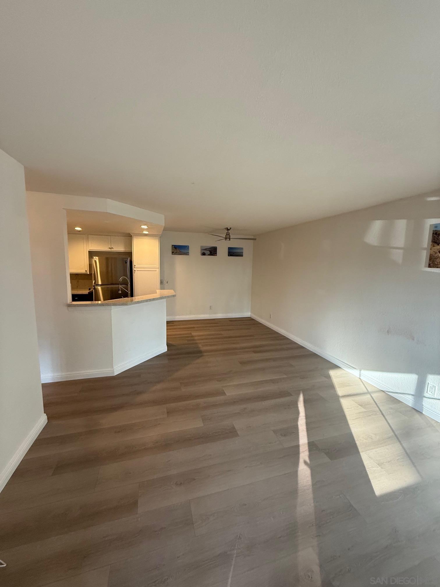 Detail Gallery Image 3 of 12 For 12675  Camino Mira Del Mar  177, San Diego,  CA 92130 - 1 Beds | 1 Baths