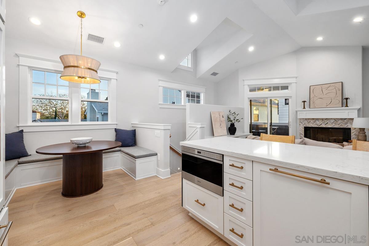 Front Image Thumbnail for SD260009045