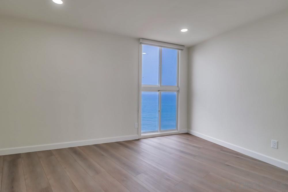 Detail Gallery Image 18 of 28 For 4909  Orchard Ave  302, San Diego,  CA 92107 - 2 Beds | 2 Baths