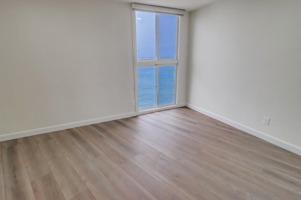 Detail Gallery Image 19 of 28 For 4909  Orchard Ave  302, San Diego,  CA 92107 - 2 Beds | 2 Baths