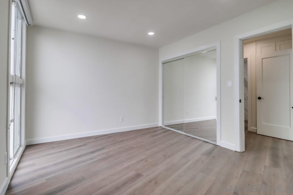 Detail Gallery Image 21 of 28 For 4909  Orchard Ave  302, San Diego,  CA 92107 - 2 Beds | 2 Baths