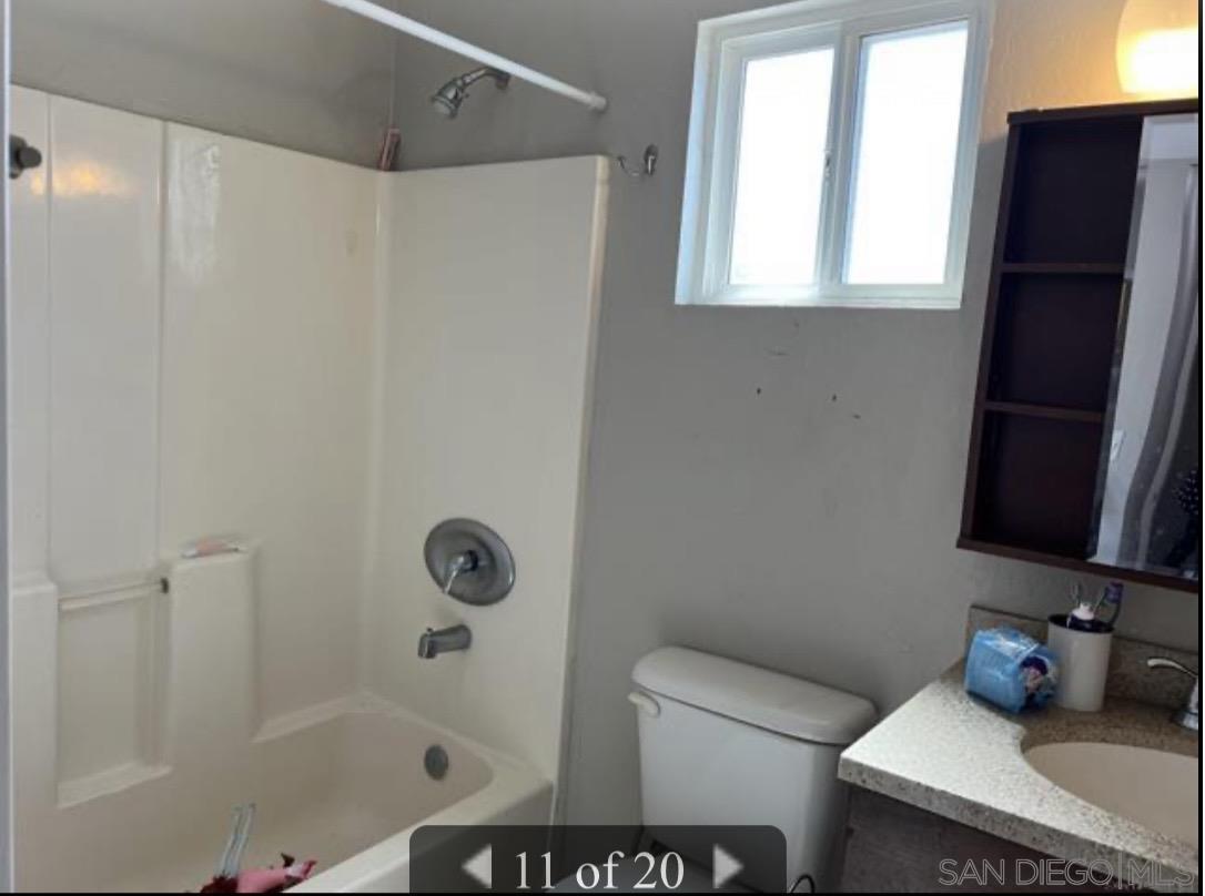 Detail Gallery Image 13 of 16 For 574  10th St, Imperial Beach,  CA 91932 - 3 Beds | 2 Baths