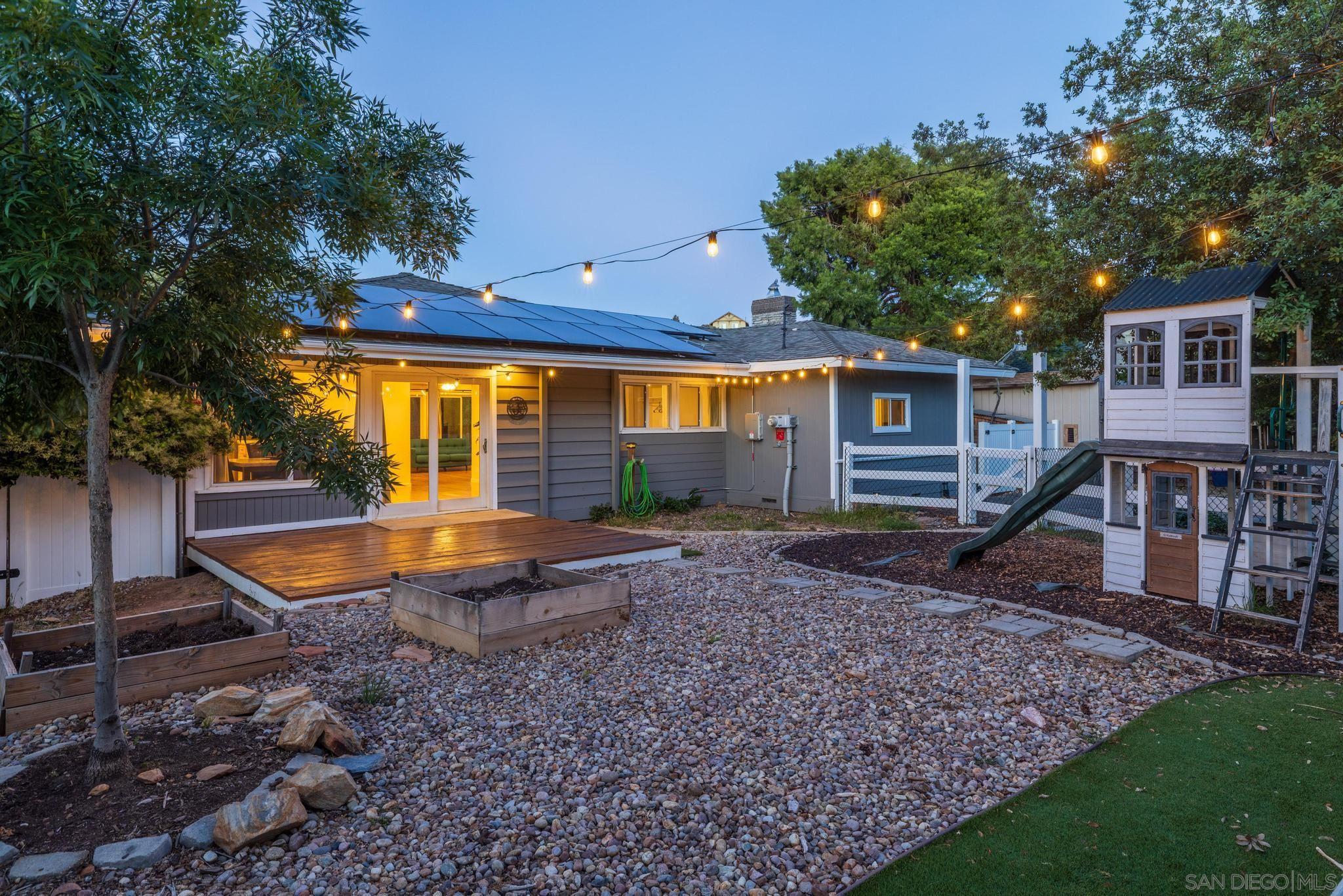 Front Image Thumbnail for SD260009073