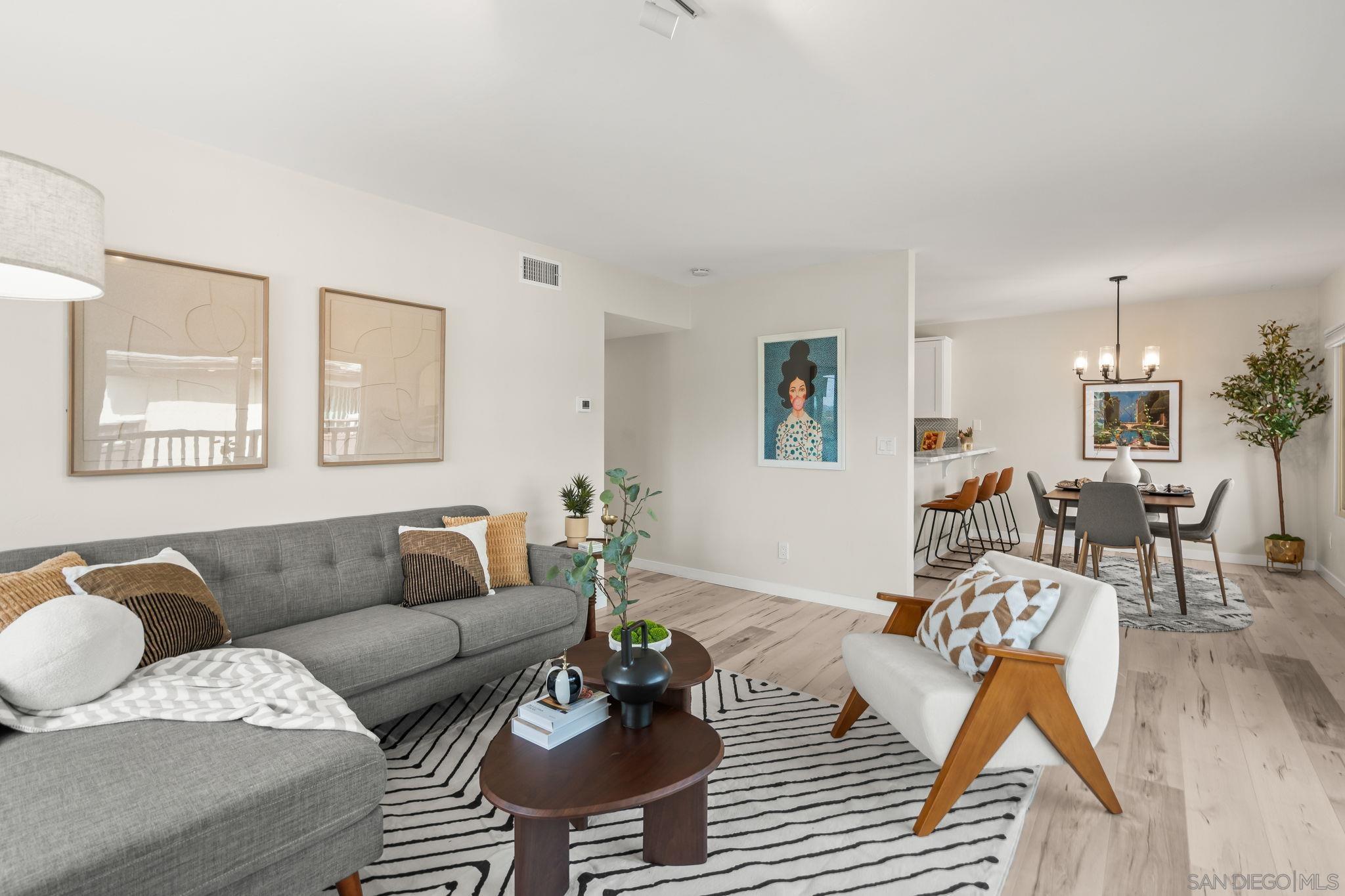 Front Image Thumbnail for SD260009091