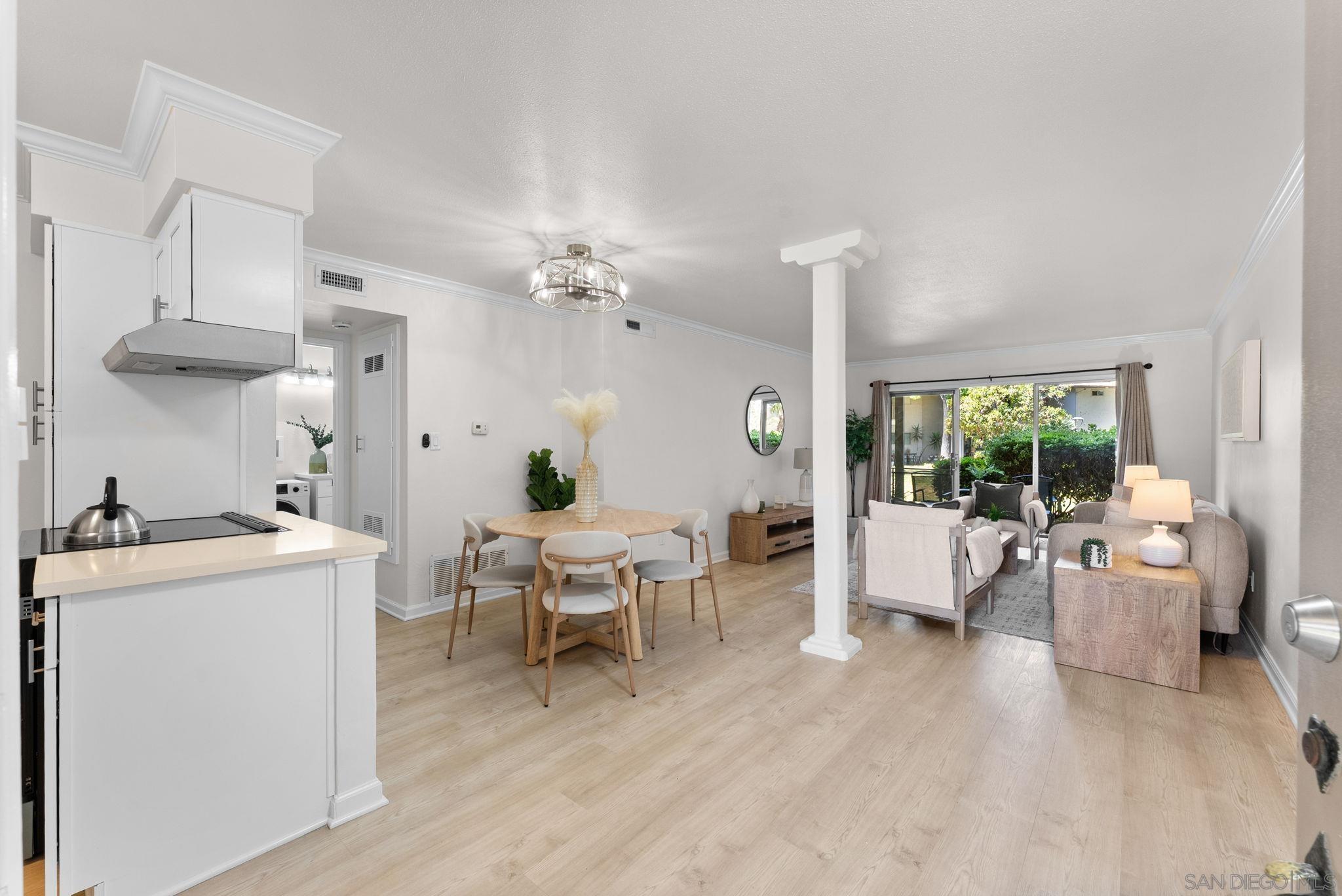 Front Image Thumbnail for SD260009100