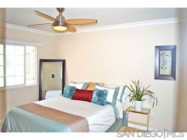 Detail Gallery Image 5 of 8 For 853  Thomas  11, San Diego,  CA 92109 - 1 Beds | 1 Baths