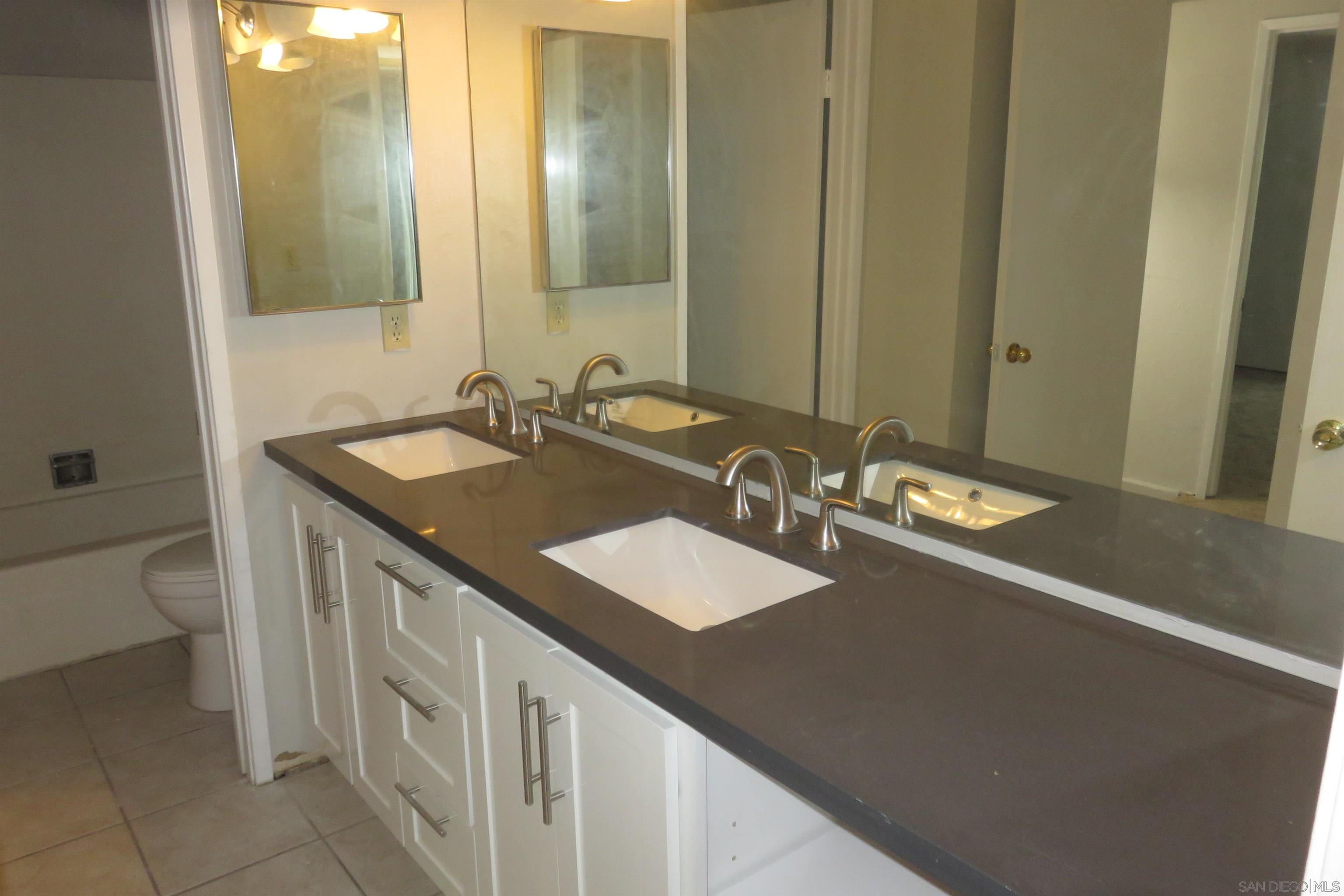 Detail Gallery Image 19 of 33 For 9526  Easter Way, San Diego,  CA 92121 - 3 Beds | 1/1 Baths