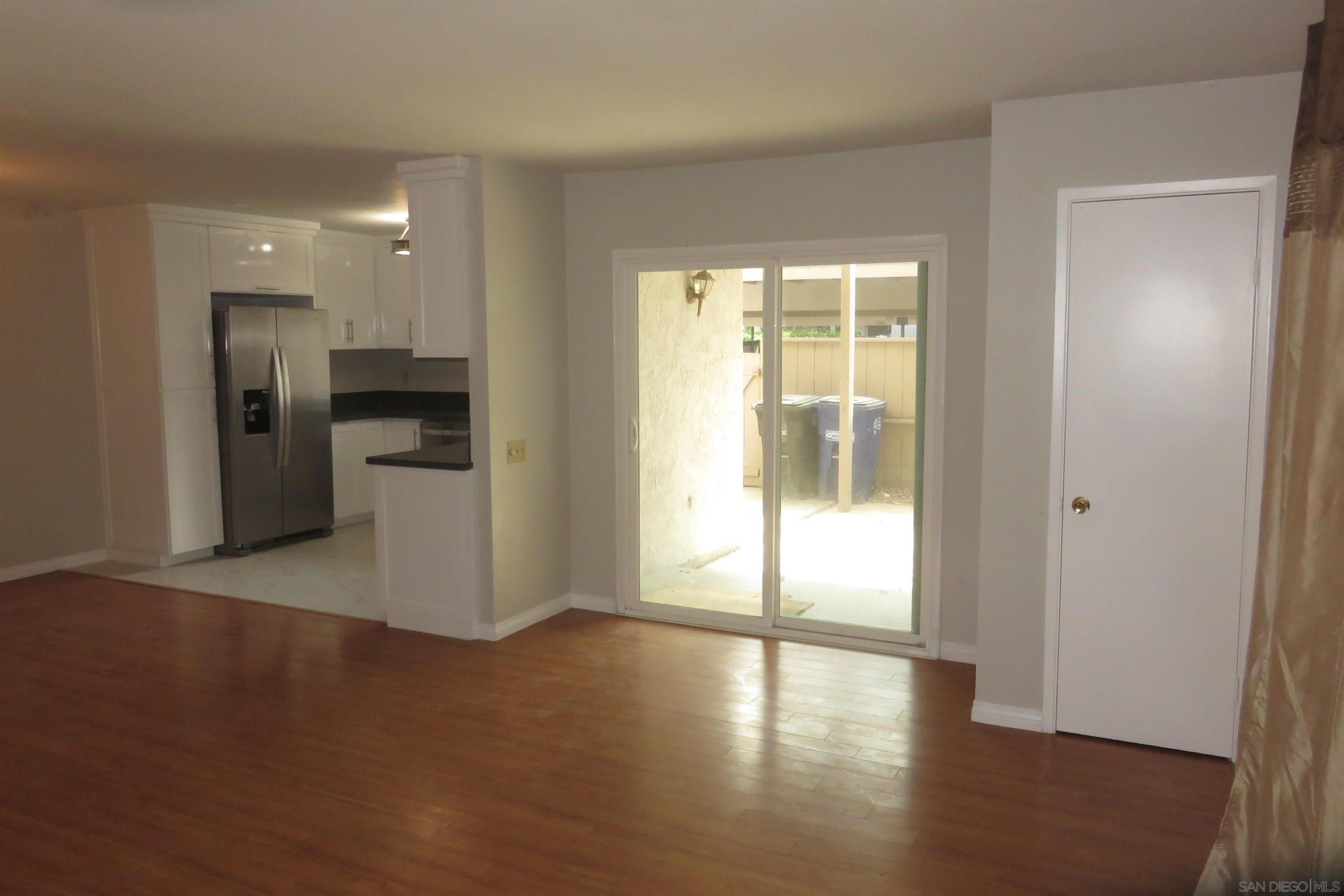 Detail Gallery Image 6 of 33 For 9526  Easter Way, San Diego,  CA 92121 - 3 Beds | 1/1 Baths