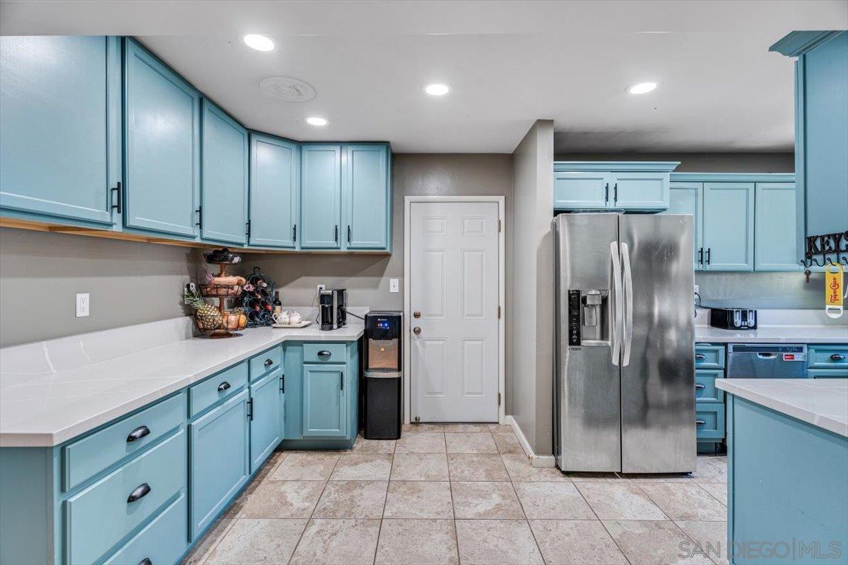 Front Image Thumbnail for SD260009136