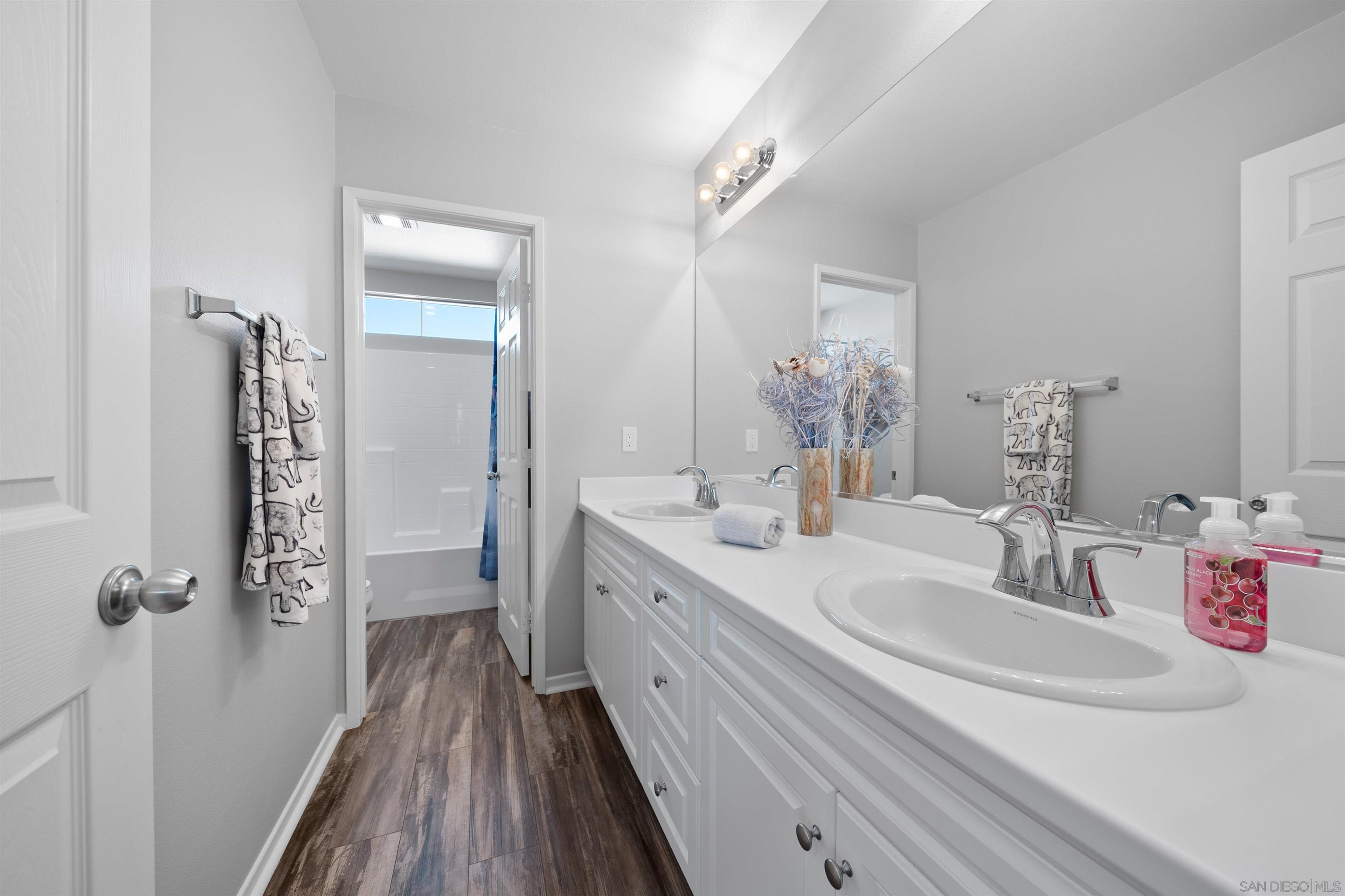 Detail Gallery Image 24 of 44 For 669  Las Lomas, Imperial,  CA 92251 - 5 Beds | 3 Baths