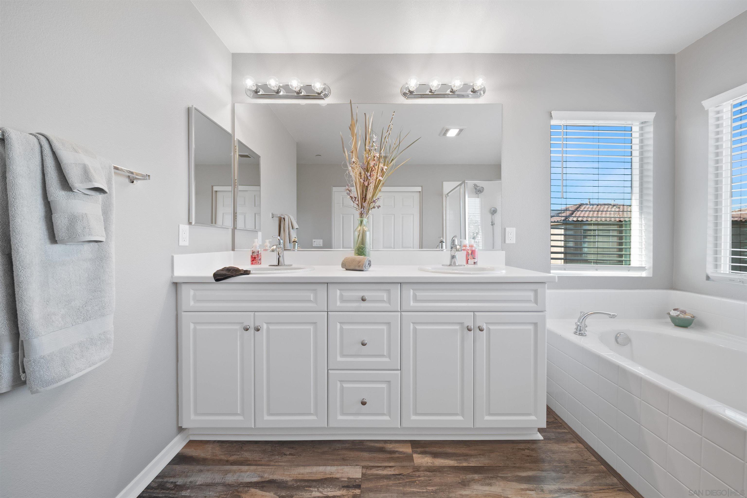 Detail Gallery Image 31 of 44 For 669  Las Lomas, Imperial,  CA 92251 - 5 Beds | 3 Baths