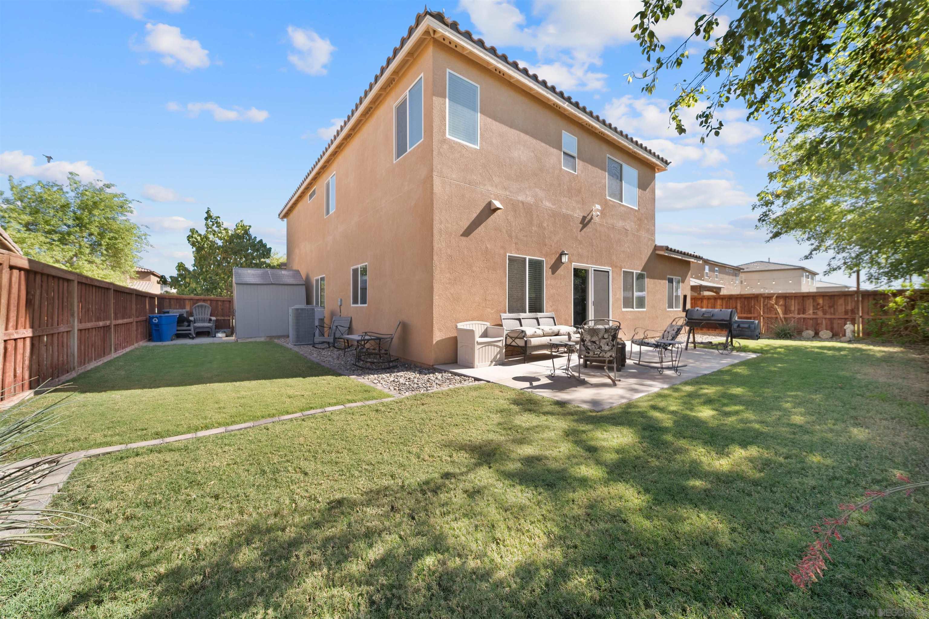 Detail Gallery Image 33 of 44 For 669  Las Lomas, Imperial,  CA 92251 - 5 Beds | 3 Baths