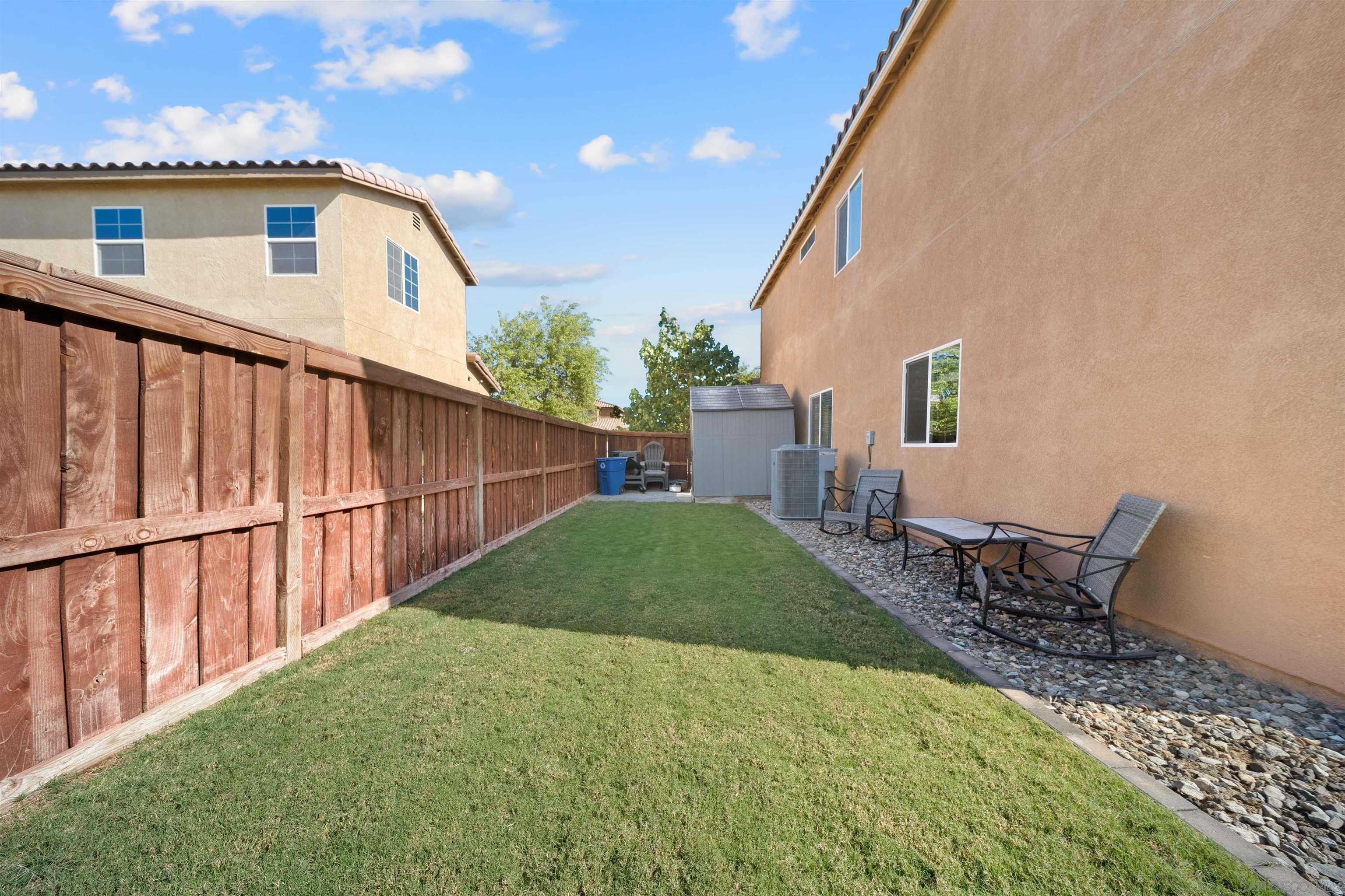 Detail Gallery Image 34 of 44 For 669  Las Lomas, Imperial,  CA 92251 - 5 Beds | 3 Baths