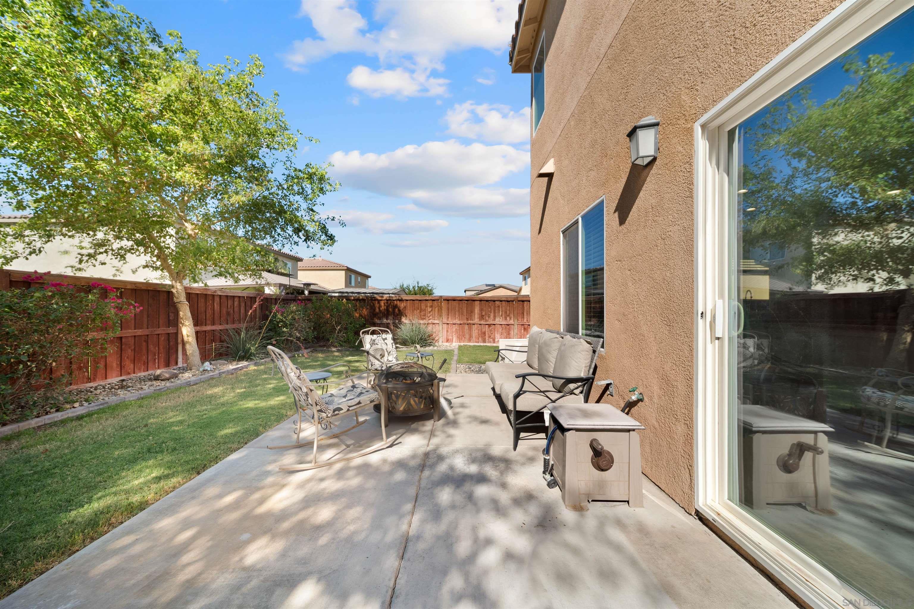 Detail Gallery Image 35 of 44 For 669  Las Lomas, Imperial,  CA 92251 - 5 Beds | 3 Baths